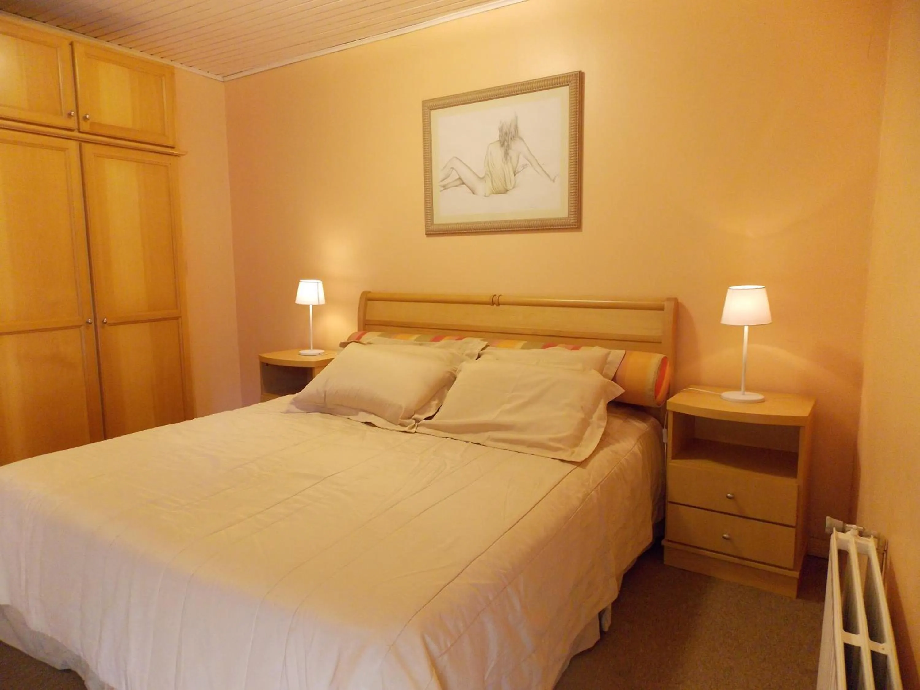 Photo of the whole room, Bed in Casa da Borges