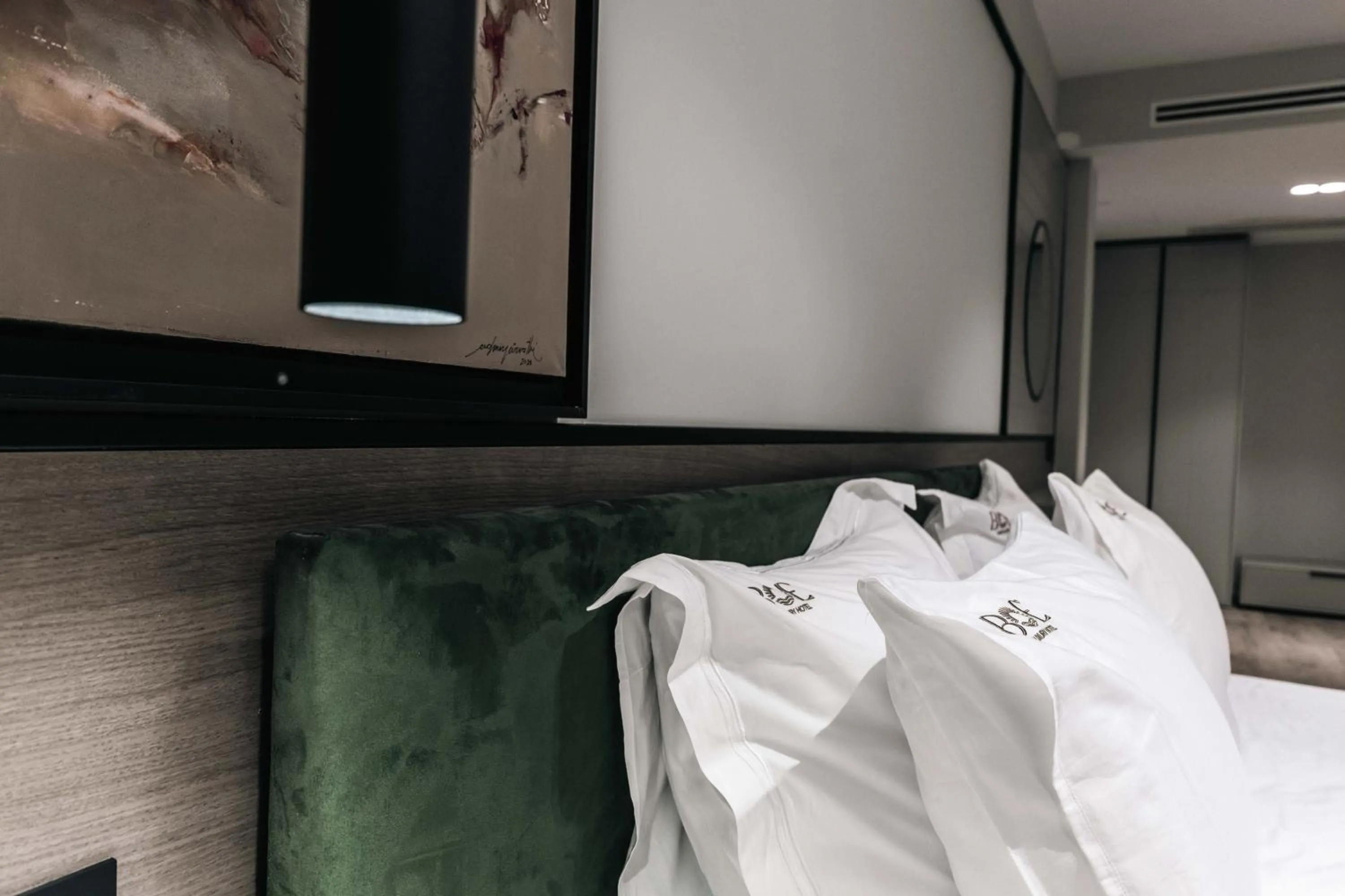 Bed in Boe Luxury Hotel