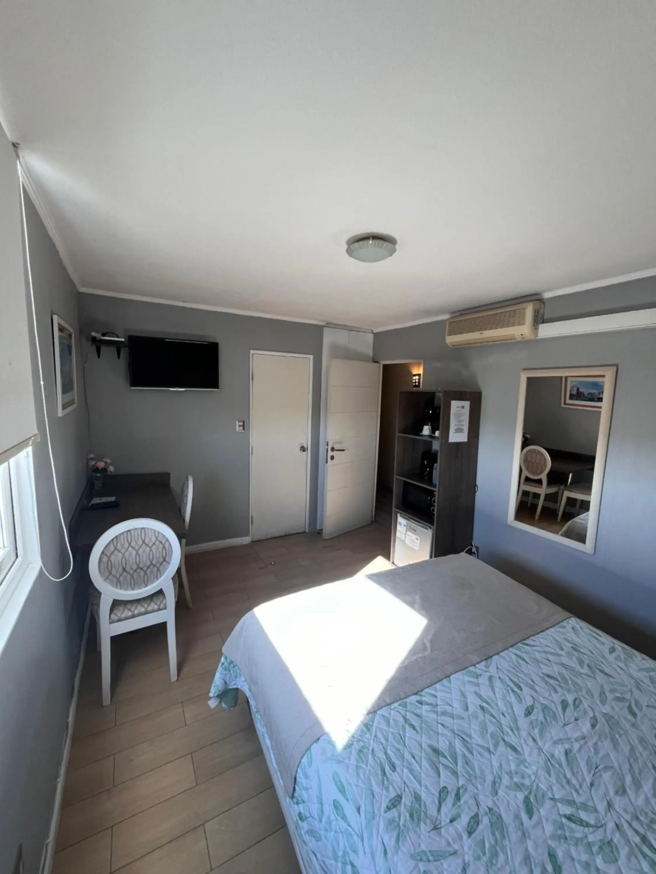 Double Room with Private Bathroom in Hotel Aranjuez Double Room with Private Bathroom in Hotel Aranjuez