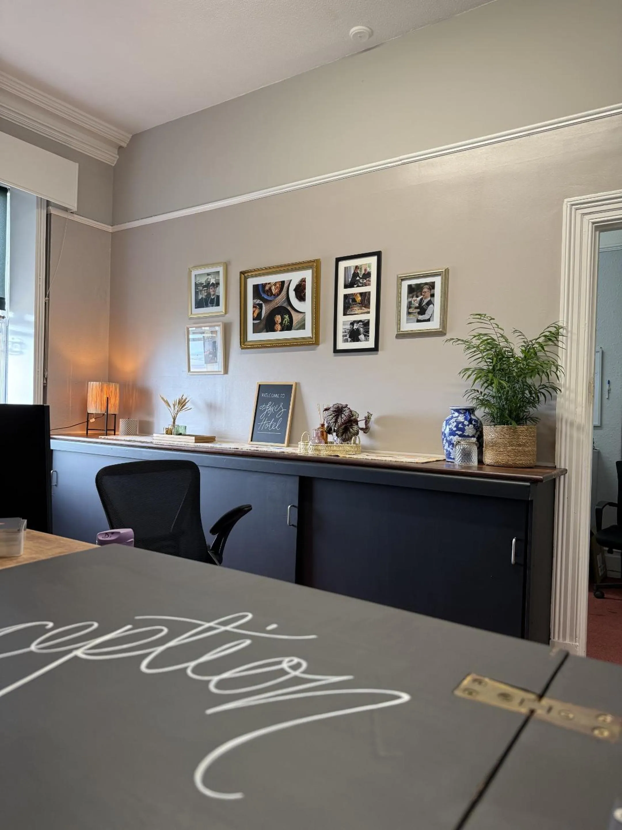 Lobby or reception in Foxes Hotel & Academy