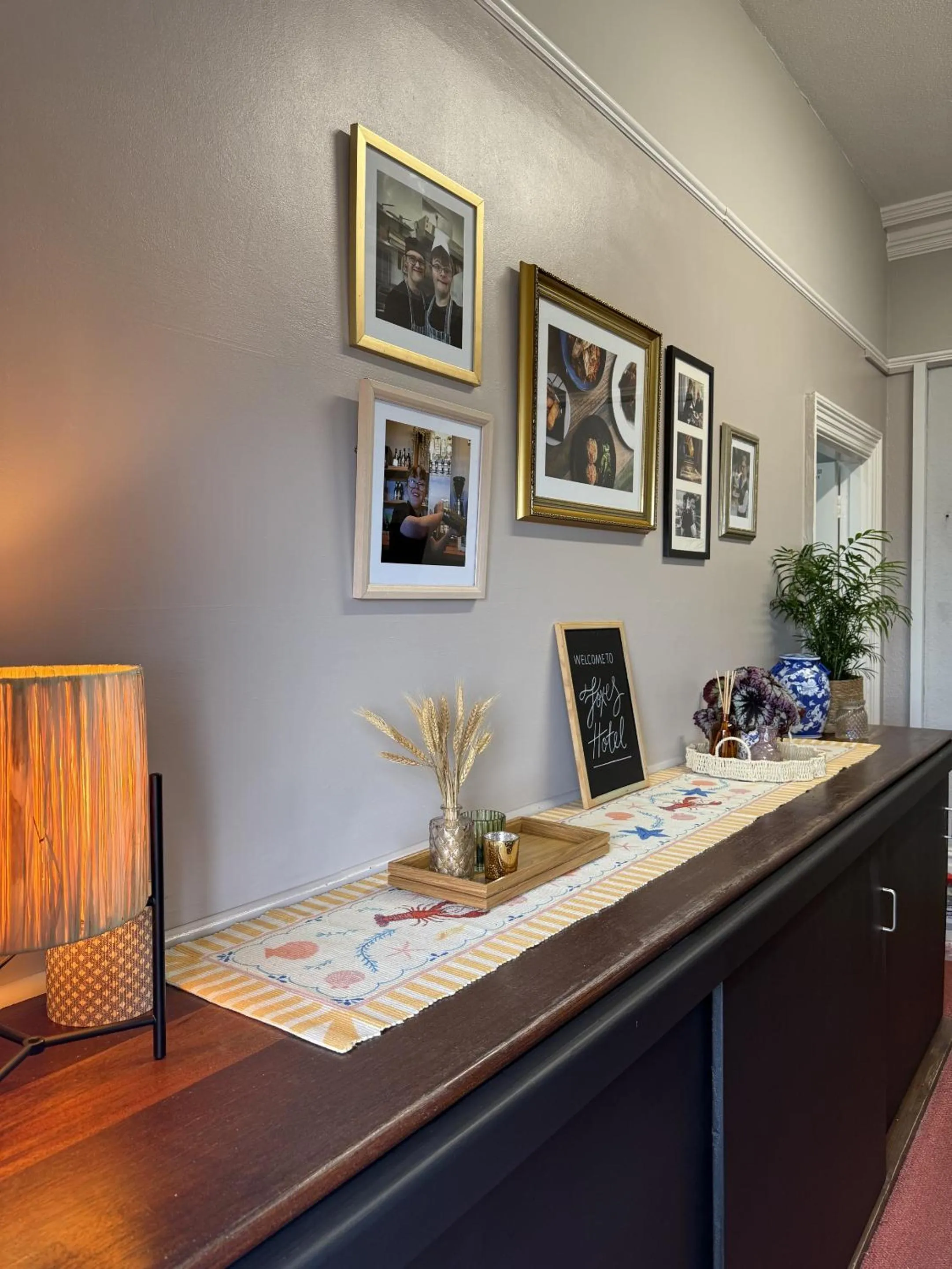 Lobby or reception in Foxes Hotel & Academy