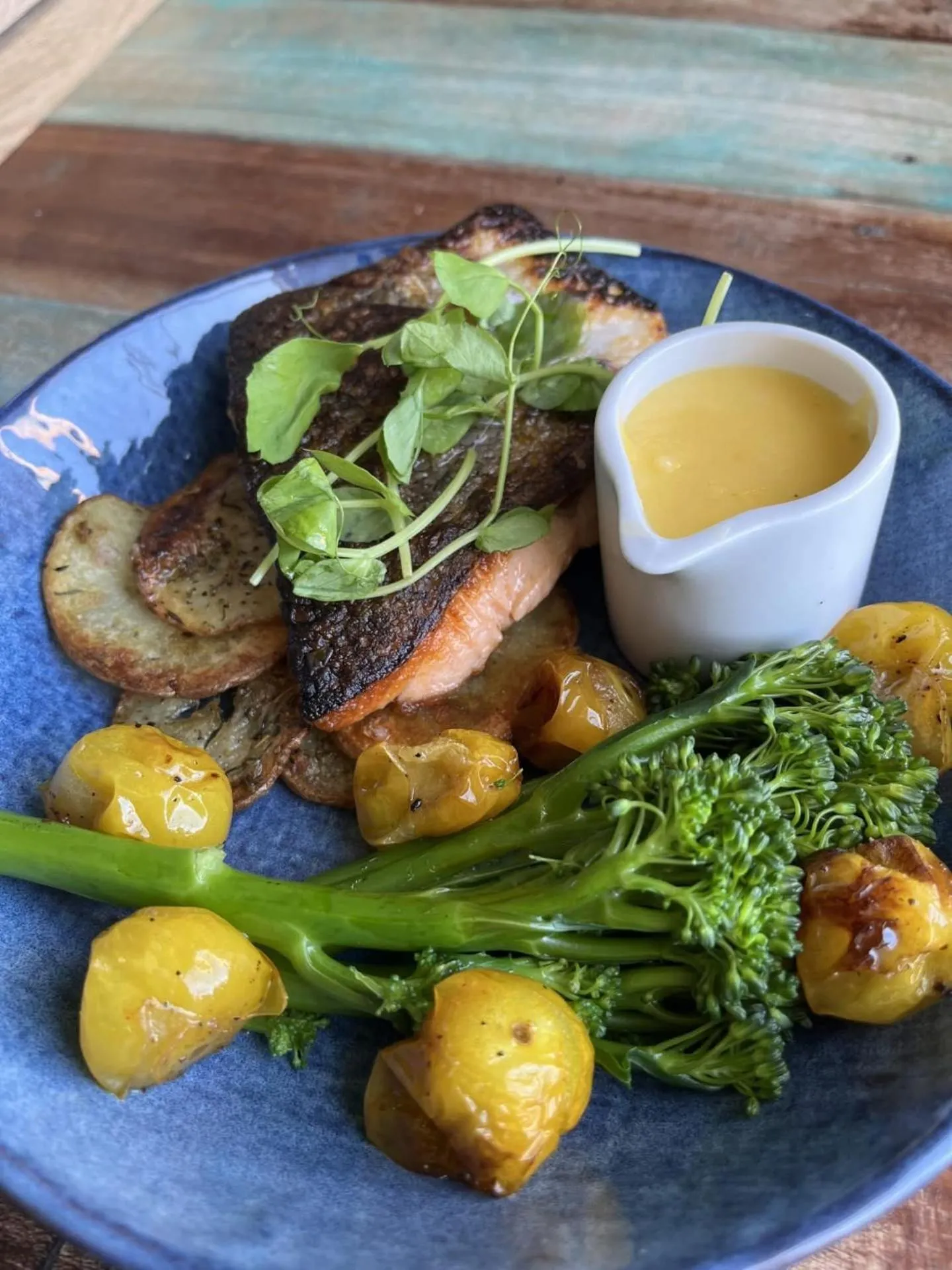 Restaurant/places to eat in Foxes Hotel & Academy