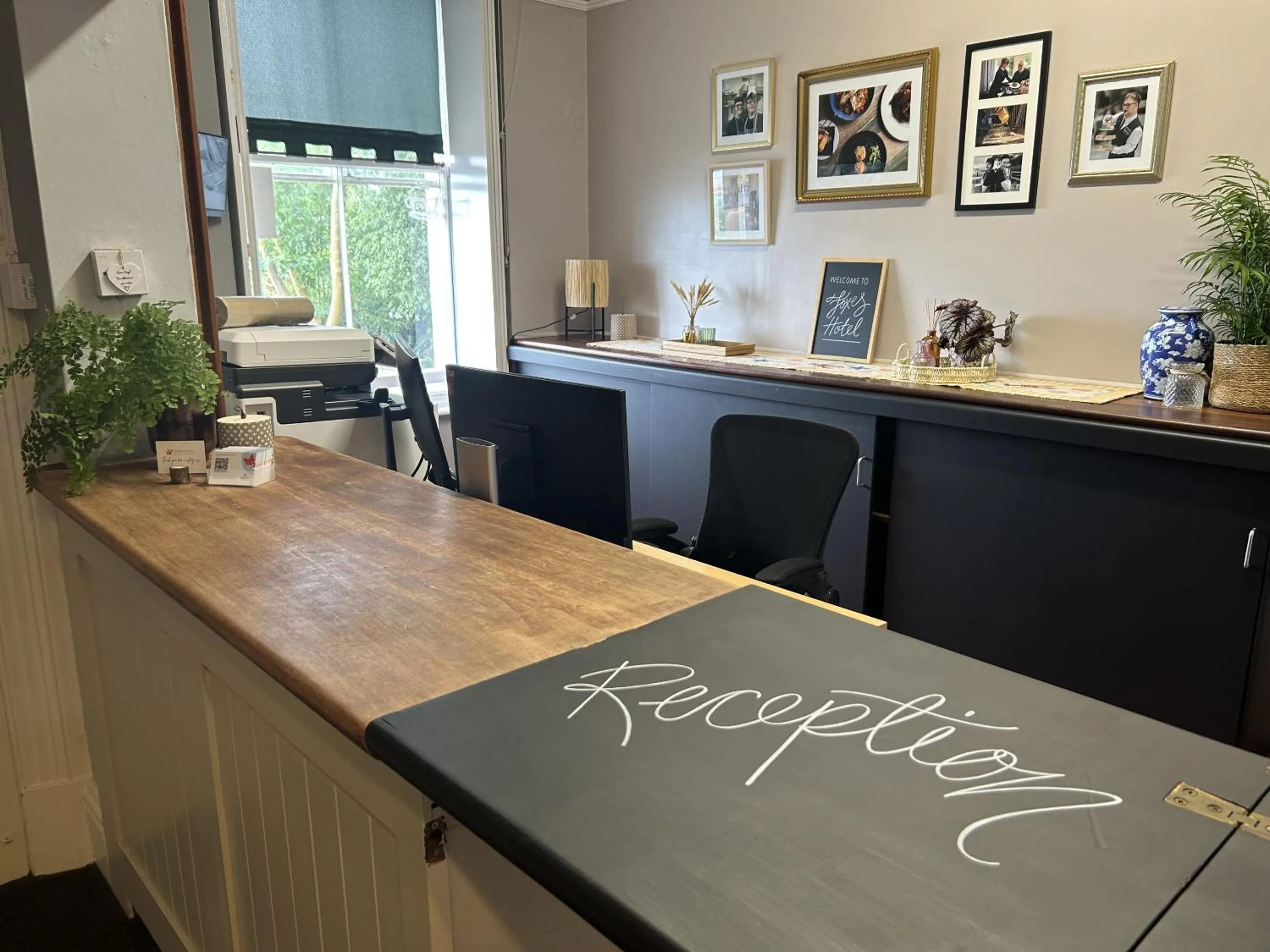 Lobby or reception in Foxes Hotel & Academy