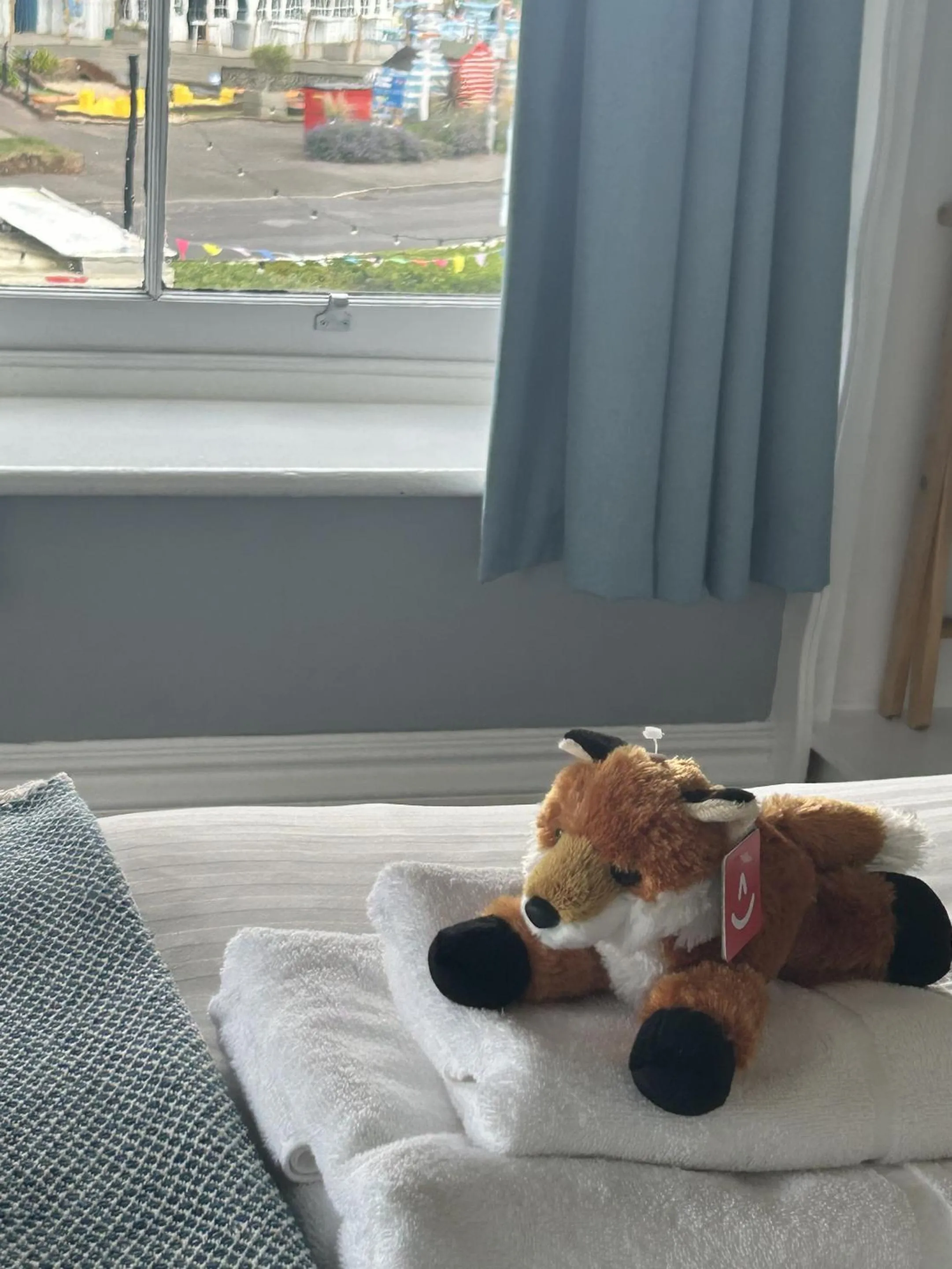 Bedroom, Bed in Foxes Hotel & Academy