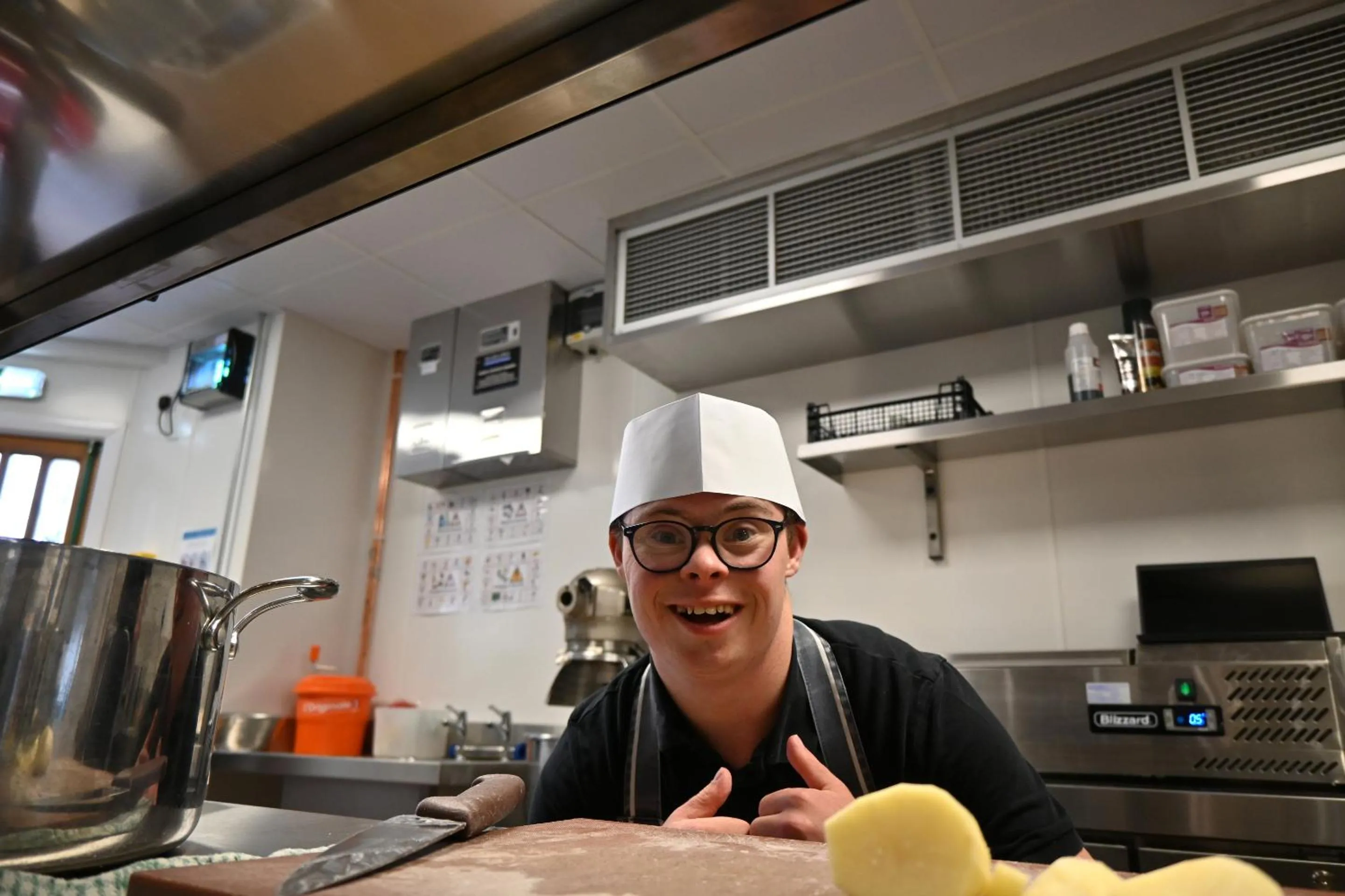 Kitchen or kitchenette in Foxes Hotel & Academy