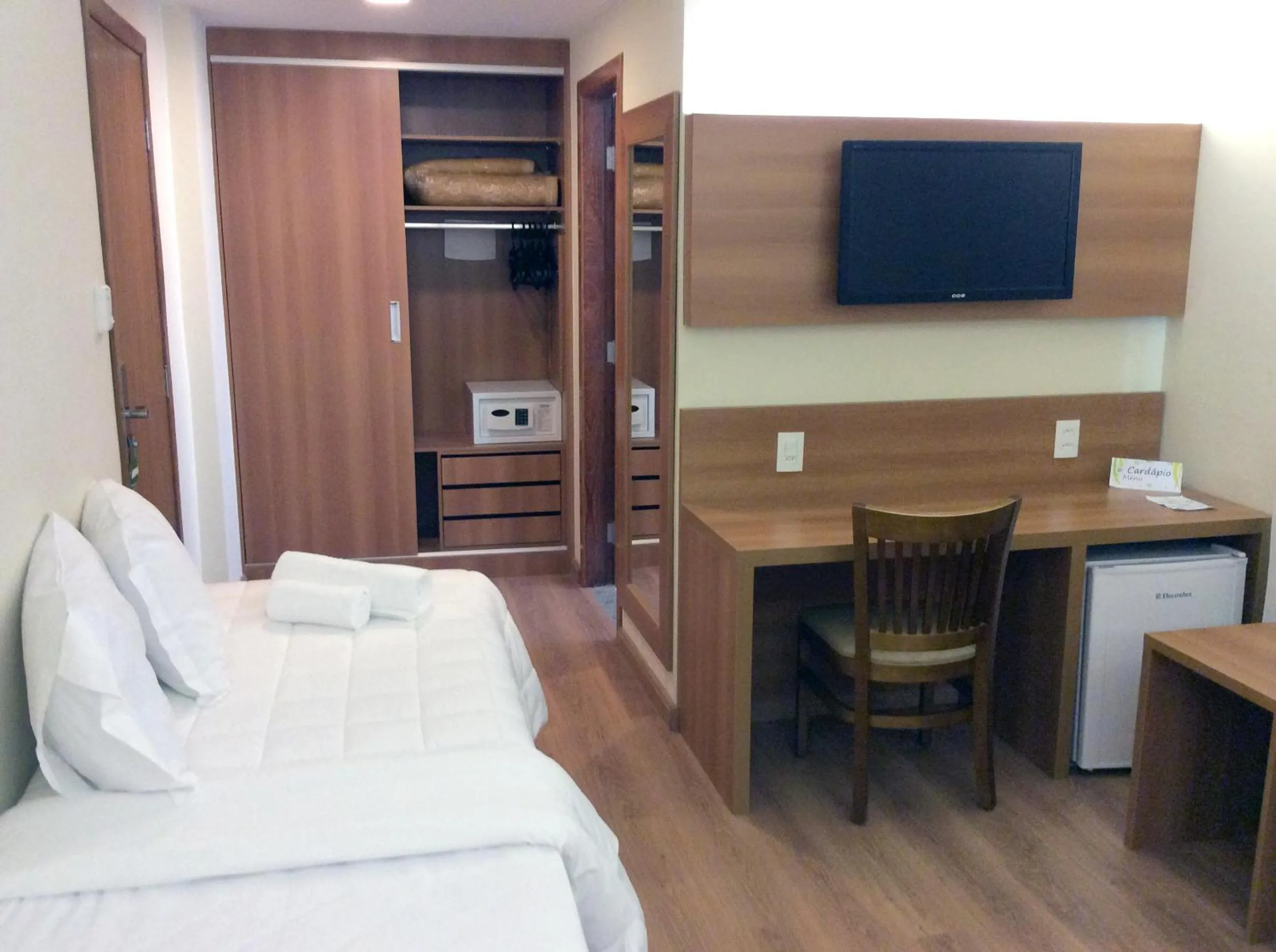 TV and multimedia, Bed in Mirante Flat