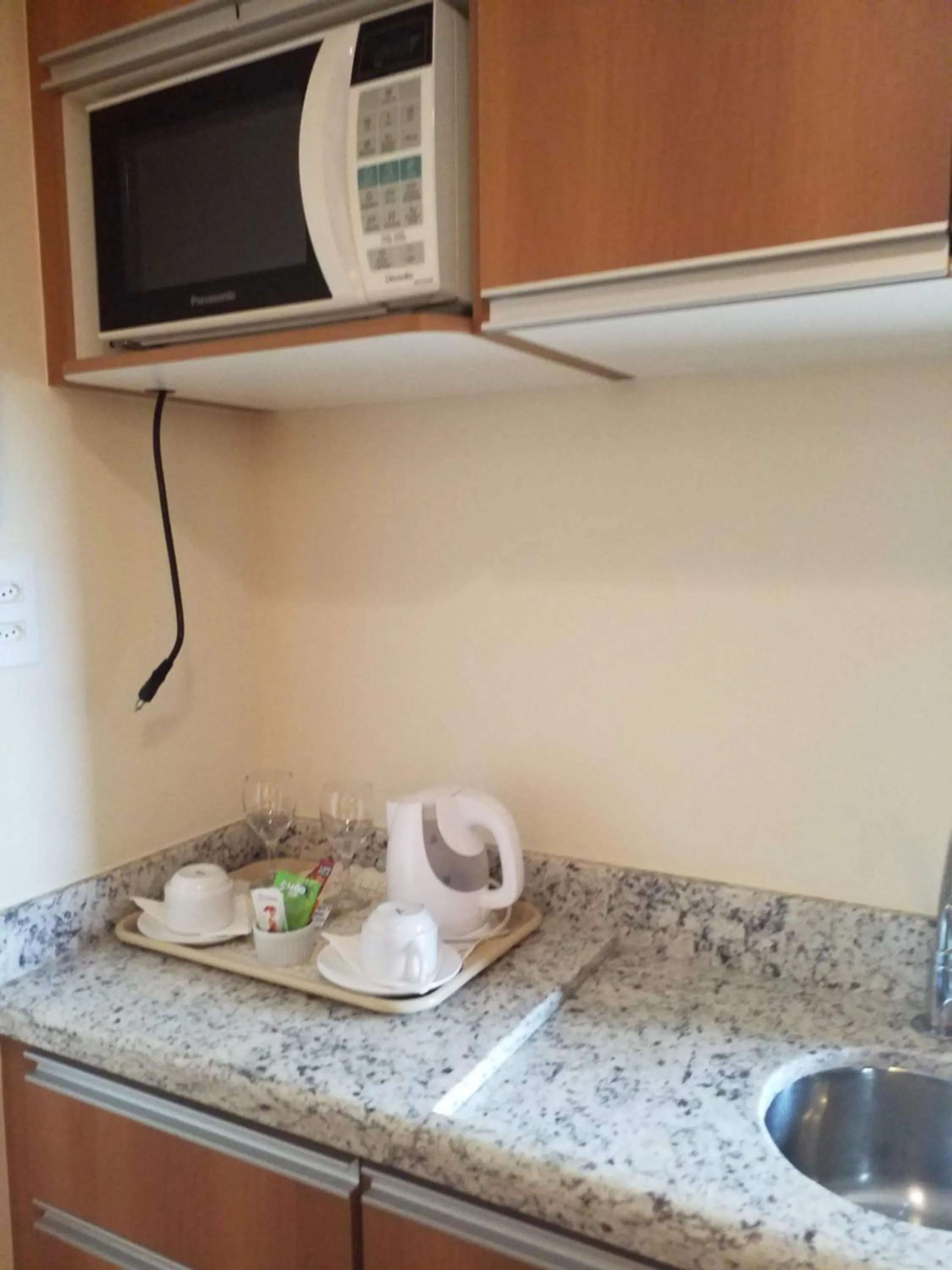 Kitchen or kitchenette in Mirante Flat