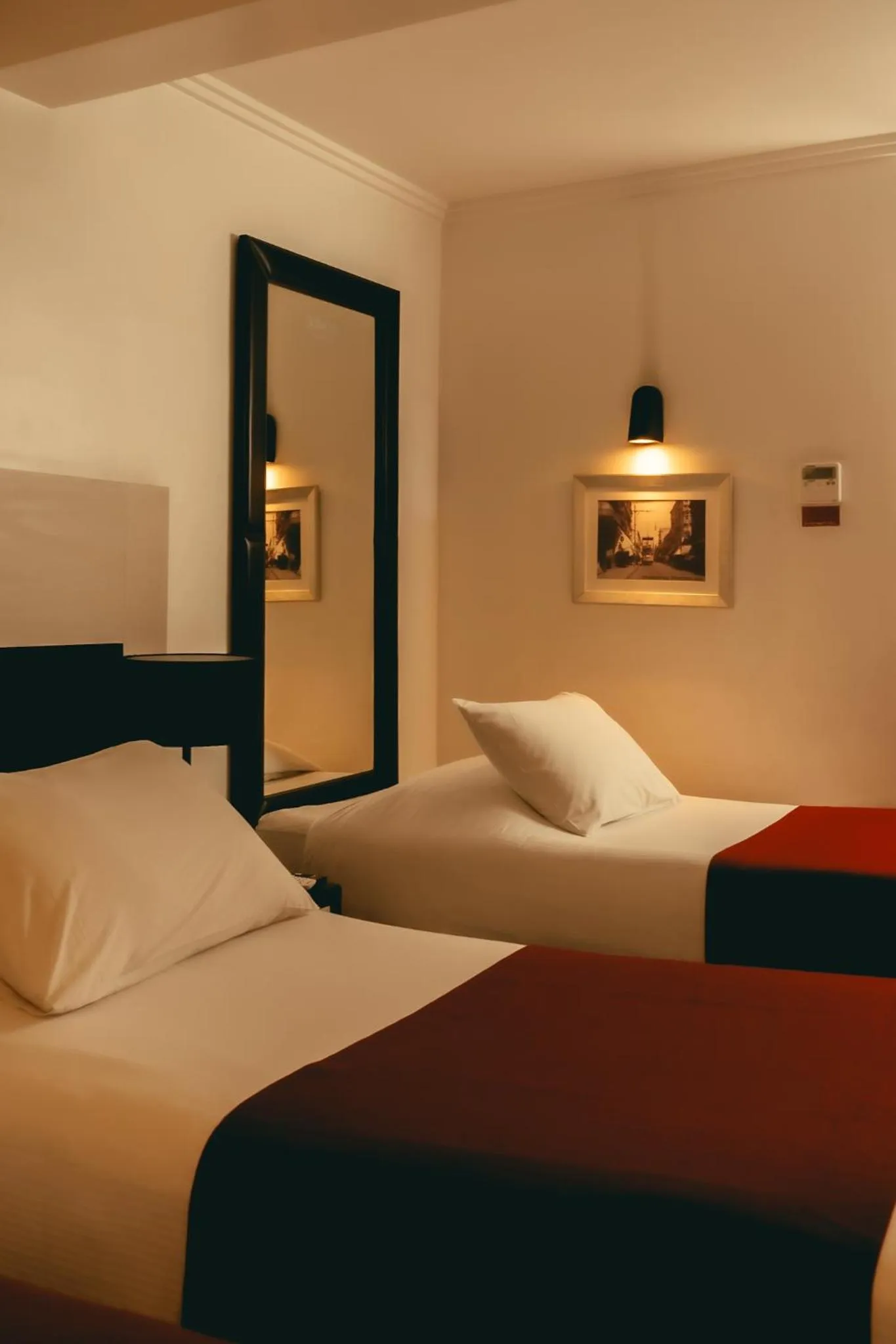 Bed in Hotel Sommelier Agustinas