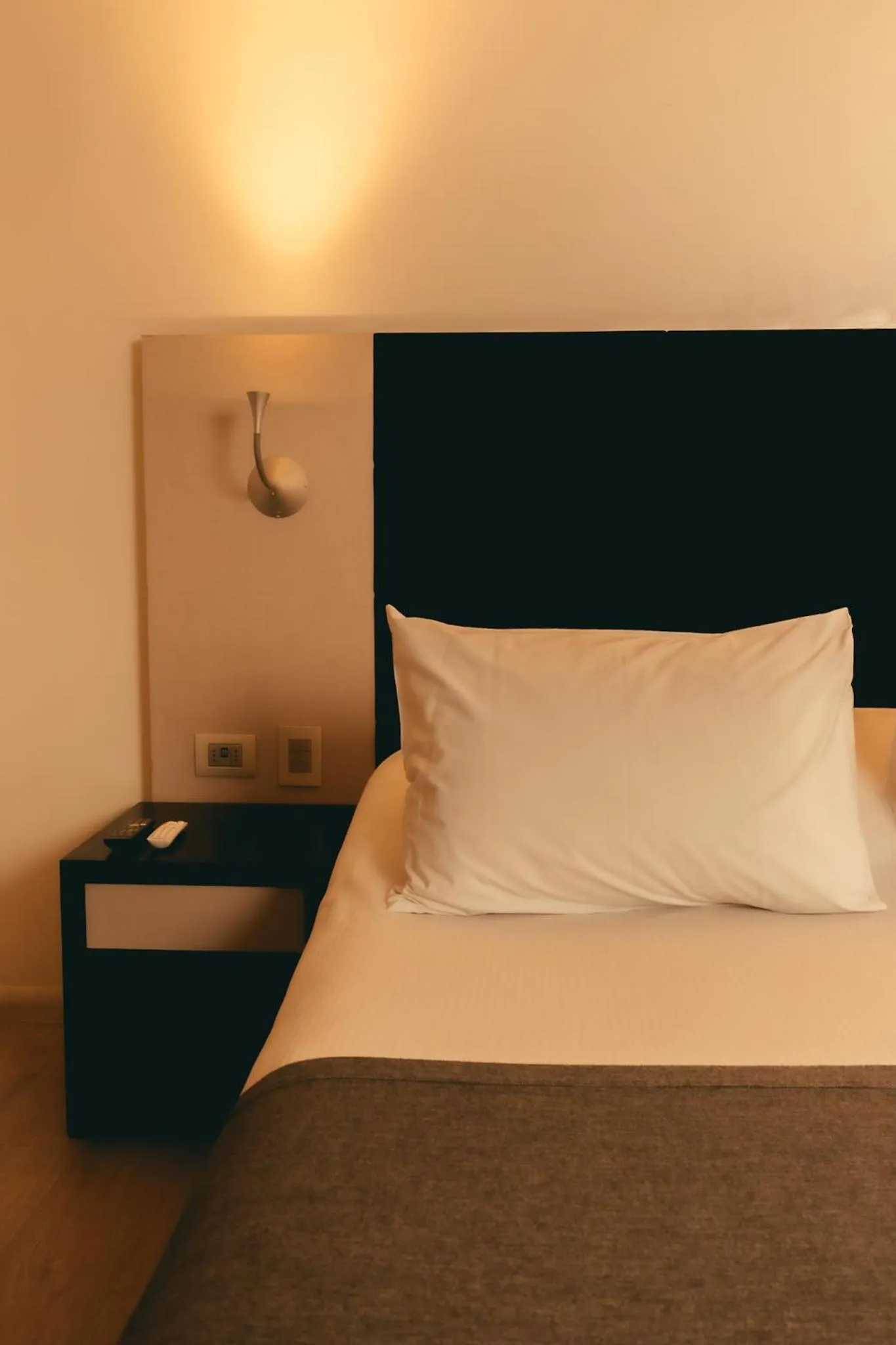 Bed in Hotel Sommelier Agustinas