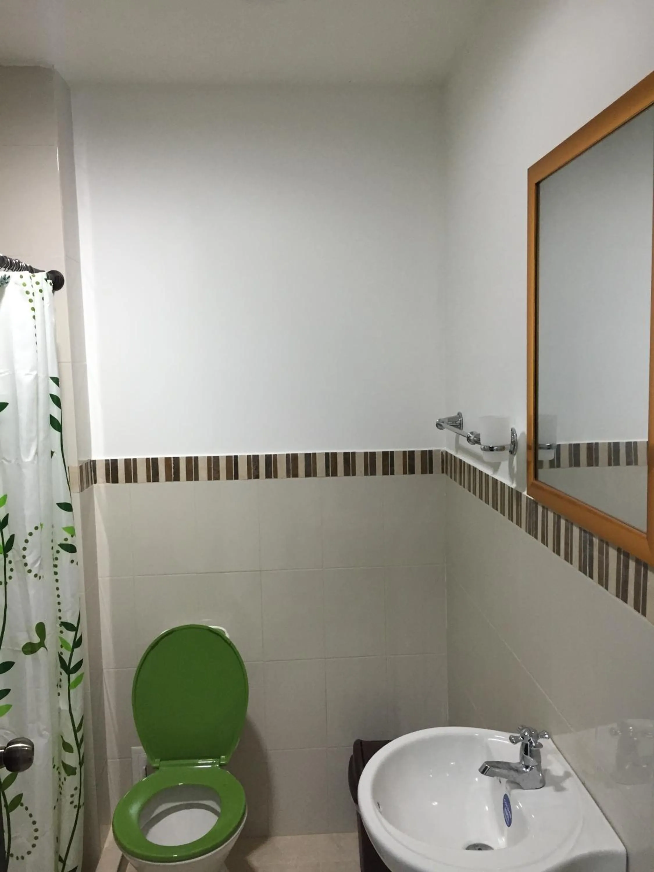 Bathroom in Hostal Central Beach