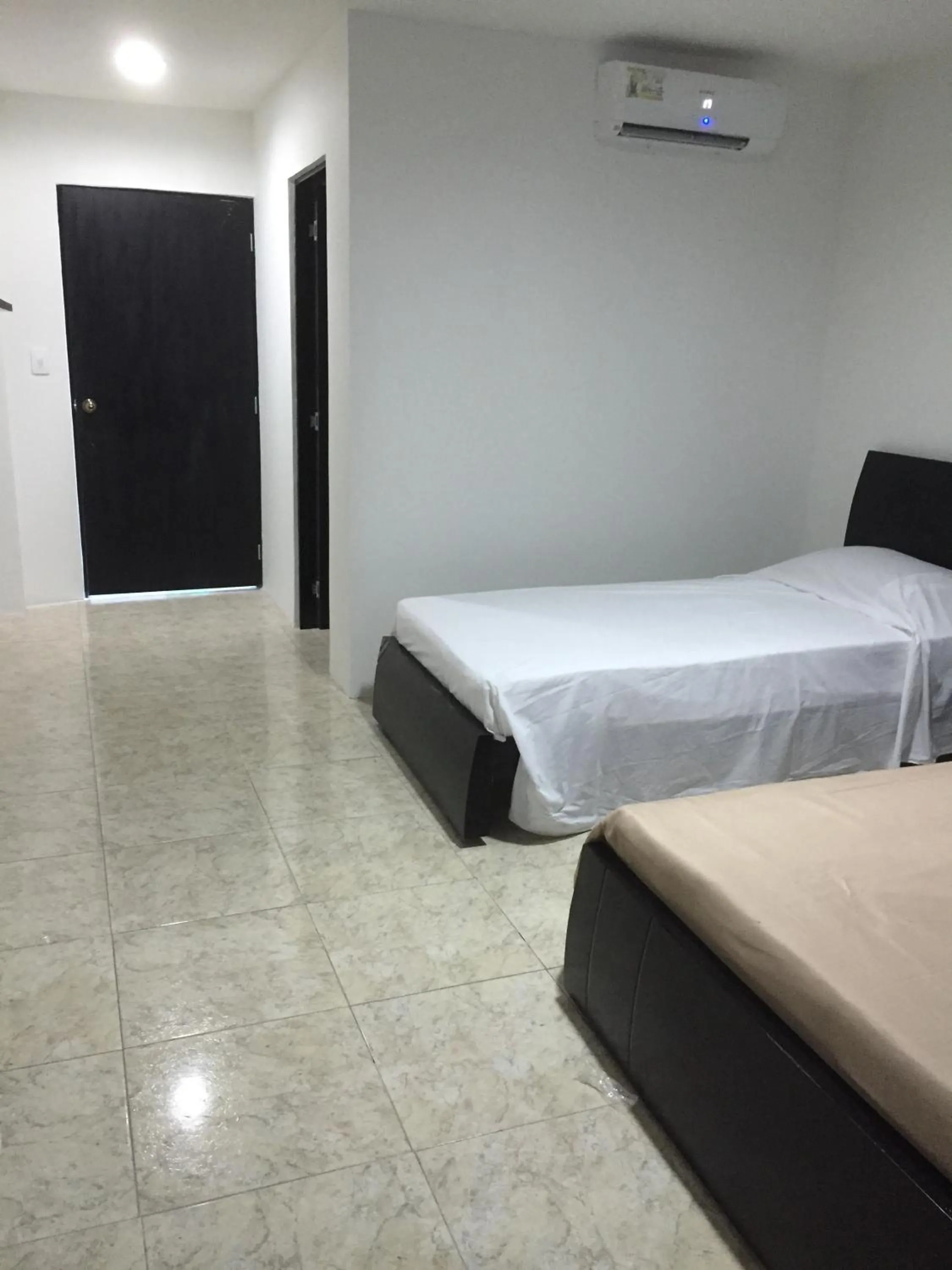 Bed in Hostal Central Beach