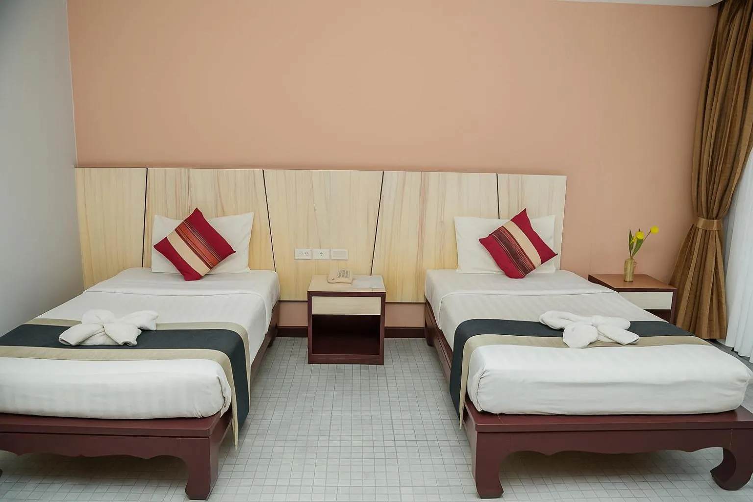 Superior Twin Room in Bellevue Ocean Patong
