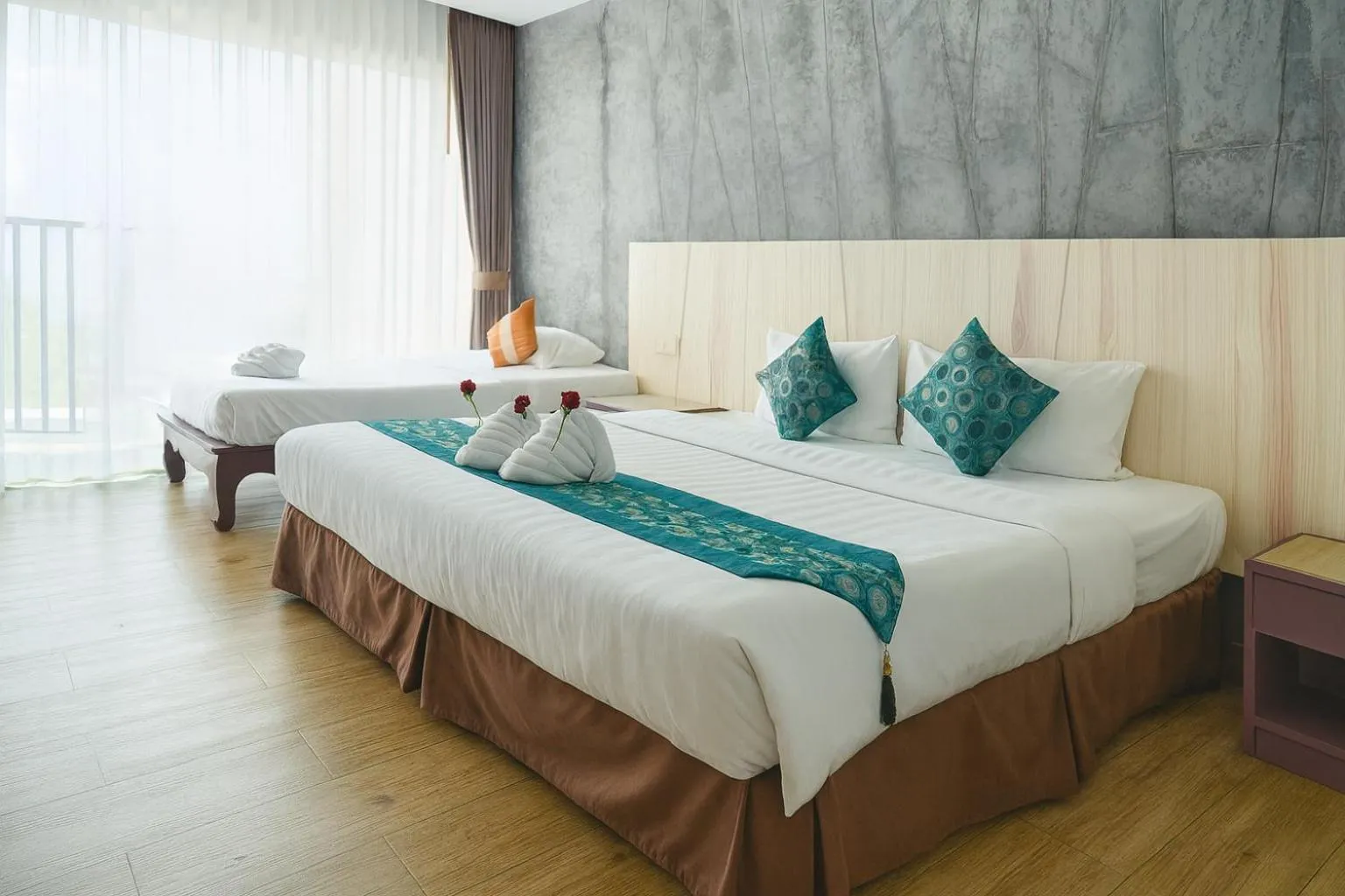 Triple Room in Bellevue Ocean Patong