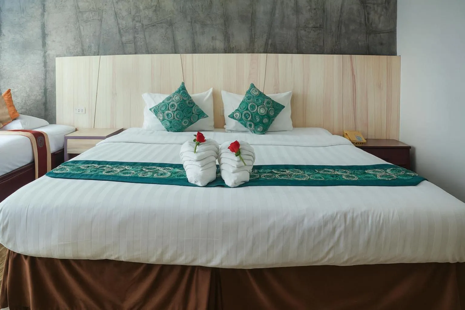 Triple Room in Bellevue Ocean Patong