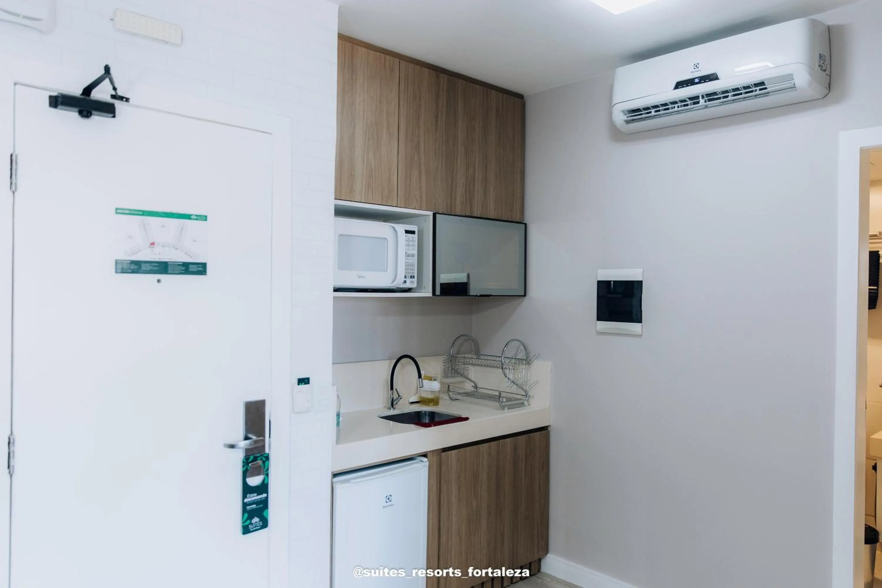 Kitchen or kitchenette in Apartamento - Pé na areia - Ao lado do parque aquático - Administrado por Anfitrião