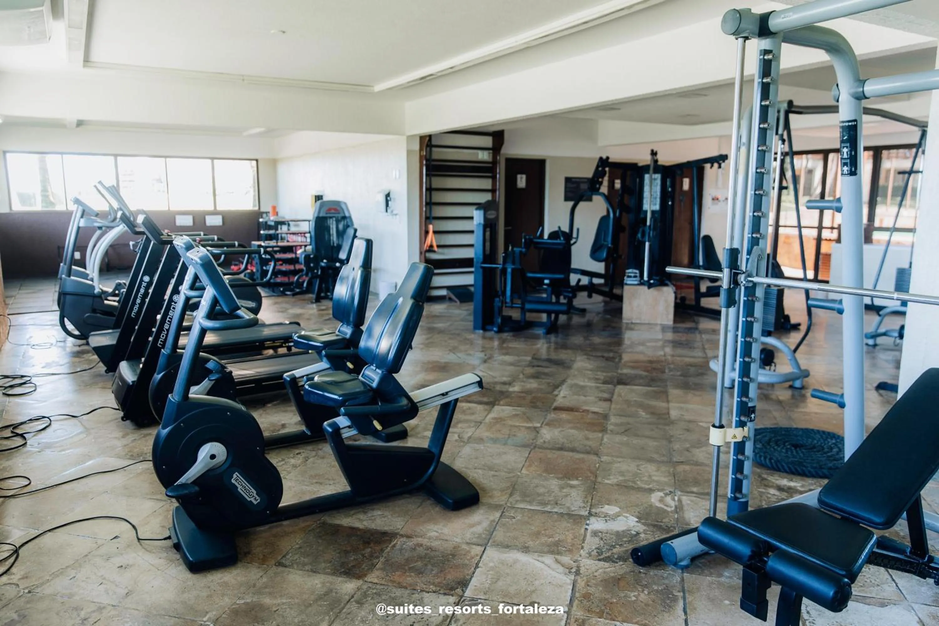 Fitness centre/facilities in Apartamento - Pé na areia - Ao lado do parque aquático - Administrado por Anfitrião