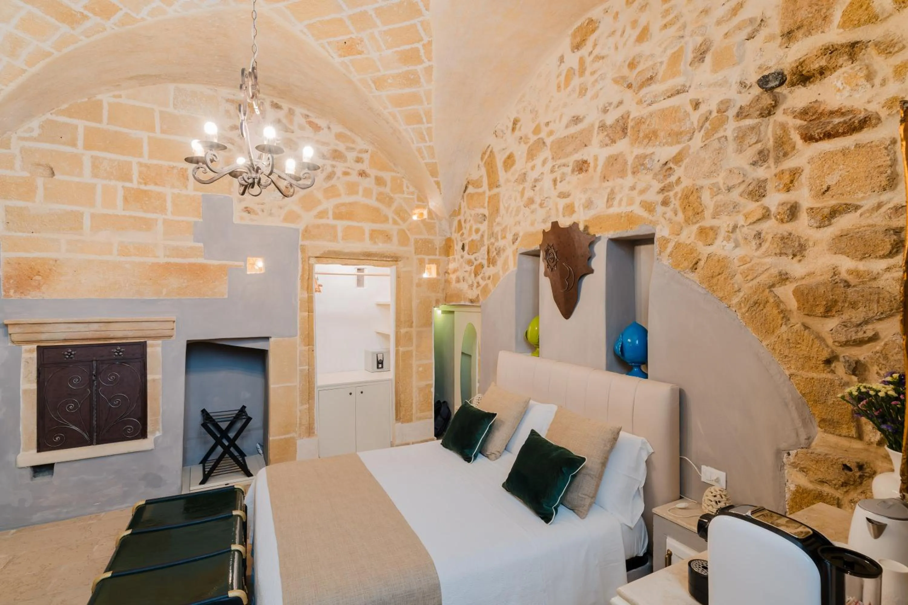 Bed in Relais La Casa del Poeta