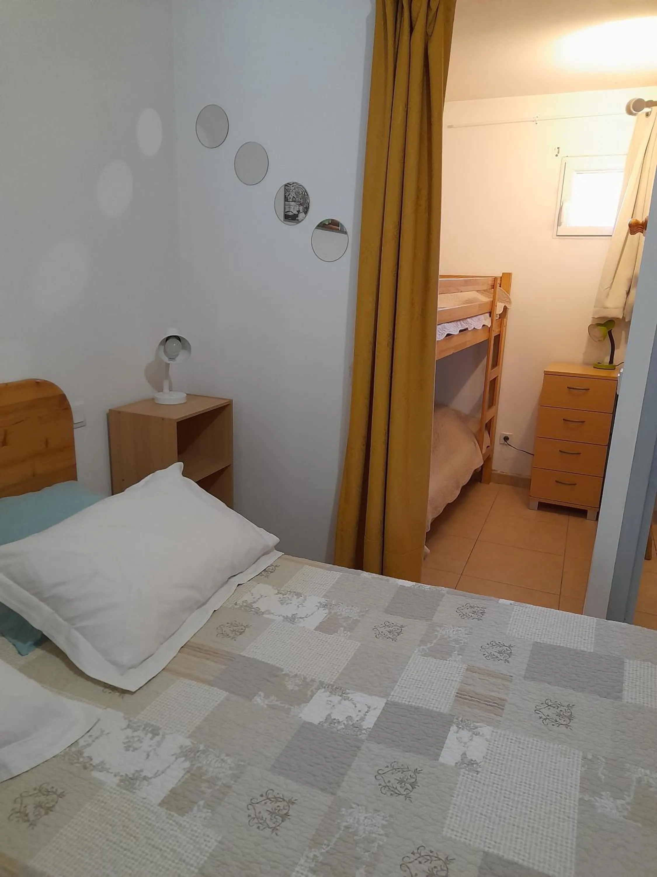 Photo of the whole room, Bed in Chambres d'Hôtes Chez Cécile à Lagnes