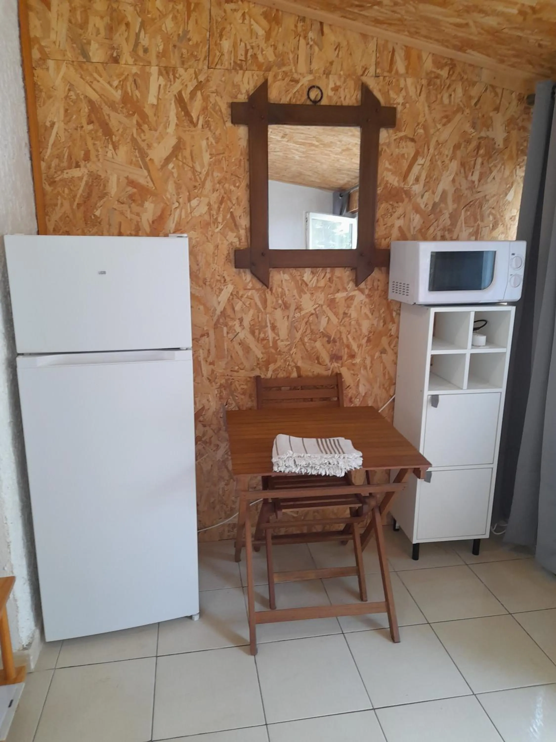 Kitchen or kitchenette in Chambres d'Hôtes Chez Cécile à Lagnes