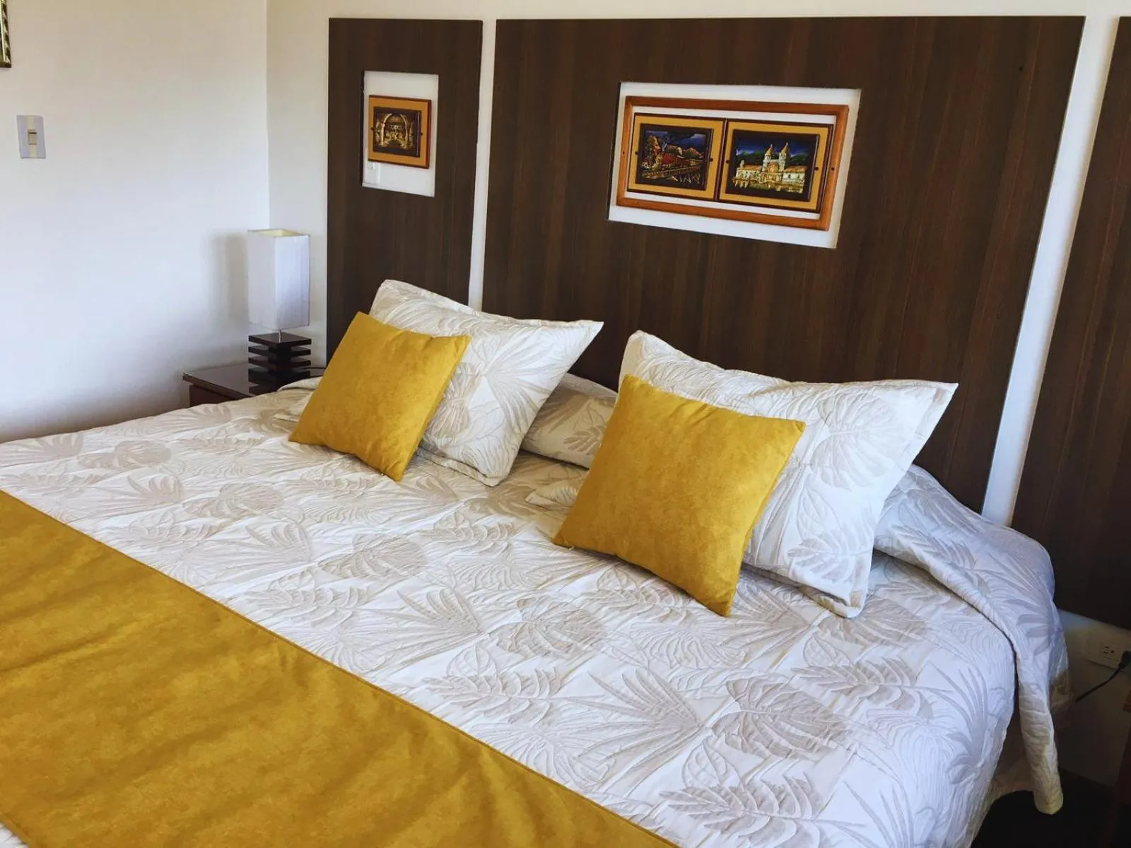 Bed in Hotel Sumaq Kay