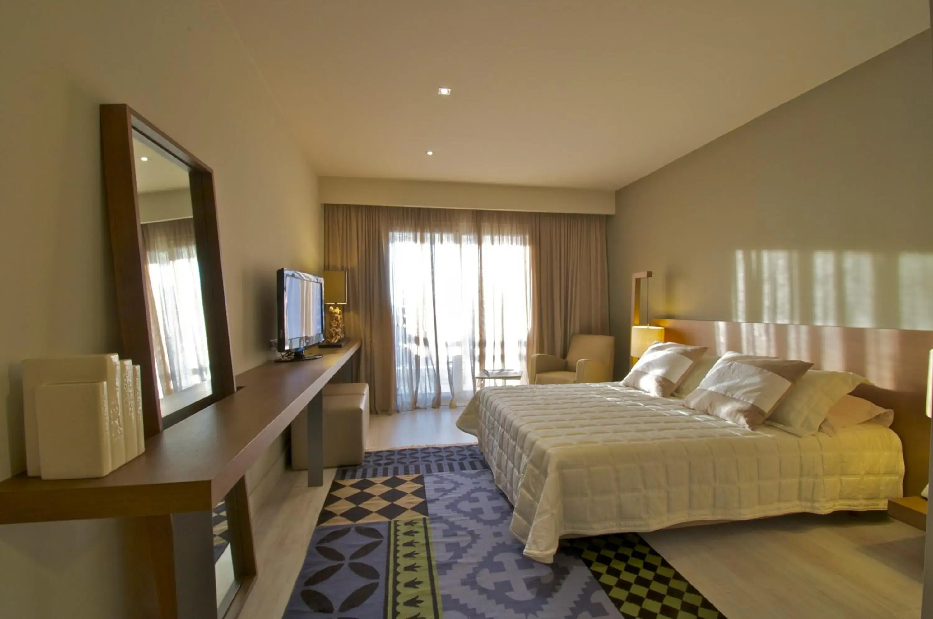 Deluxe Double Room with Sea View in Ino Hotel & Suites Deluxe Double Room with Sea View in Ino Hotel & Suites
