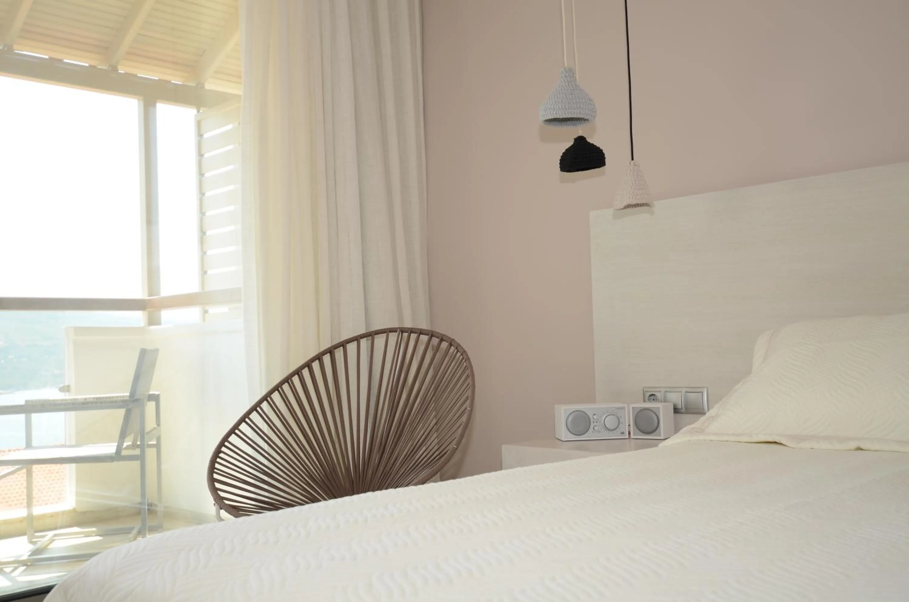 Photo of the whole room, Bed in Ino Hotel & Suites