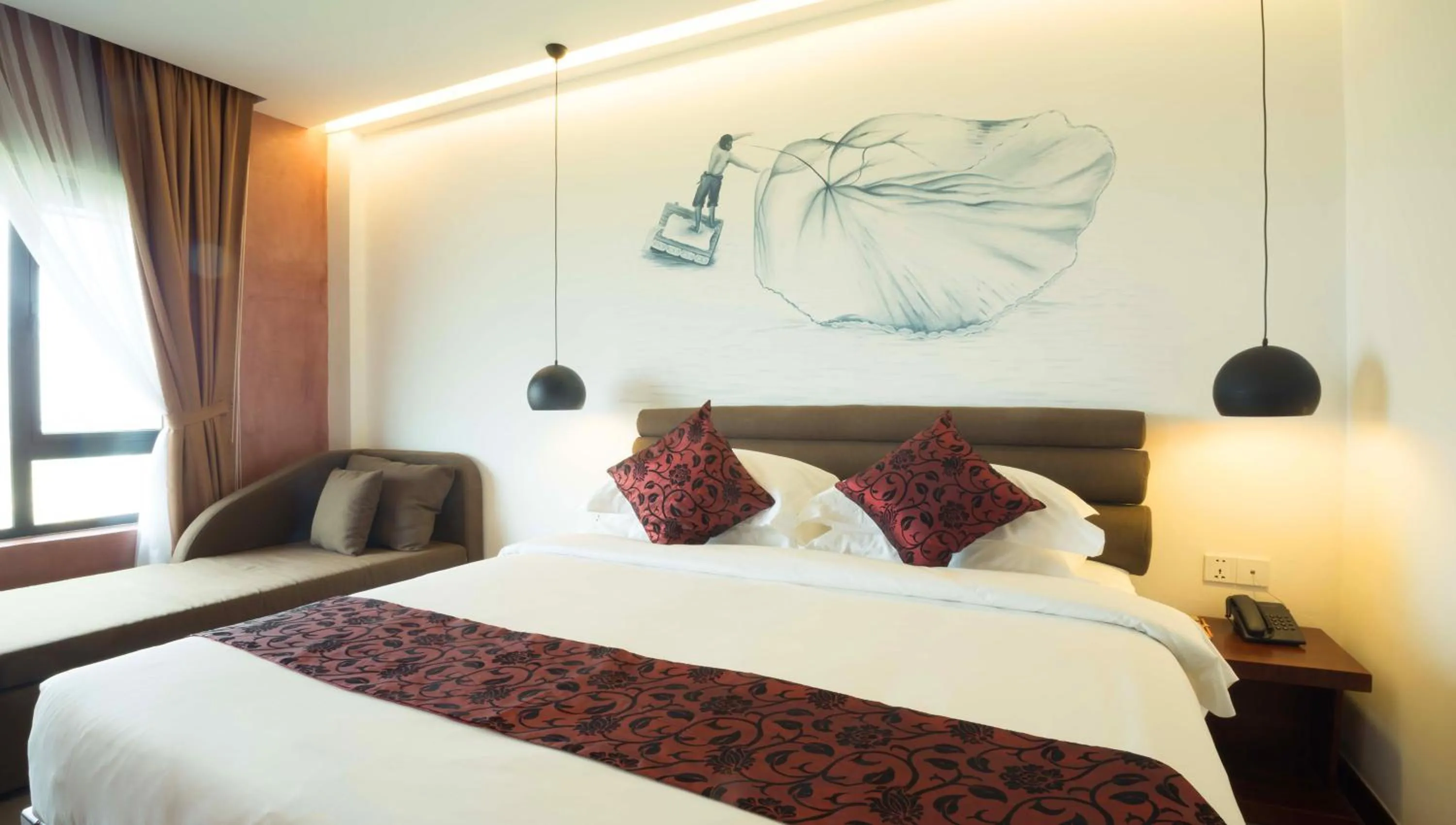 Living room, Bed in Almond Hotel Bassac River