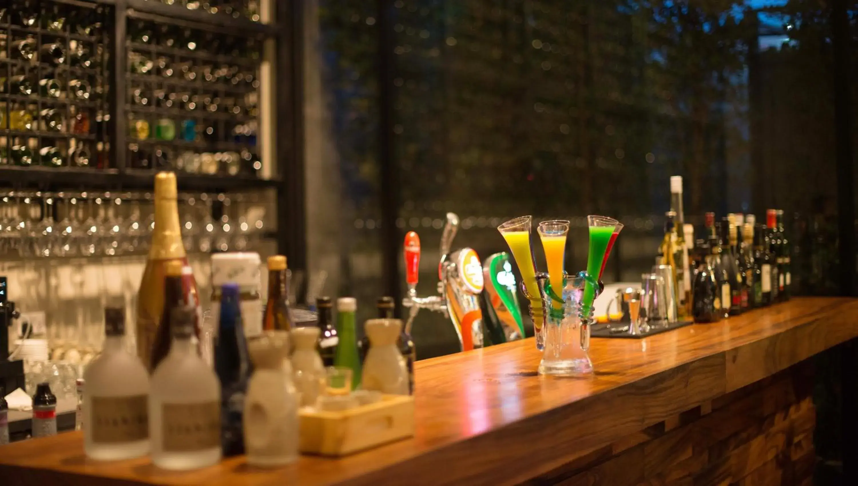 Restaurant/places to eat in Almond Hotel Bassac River Restaurant/places to eat in Almond Hotel Bassac River