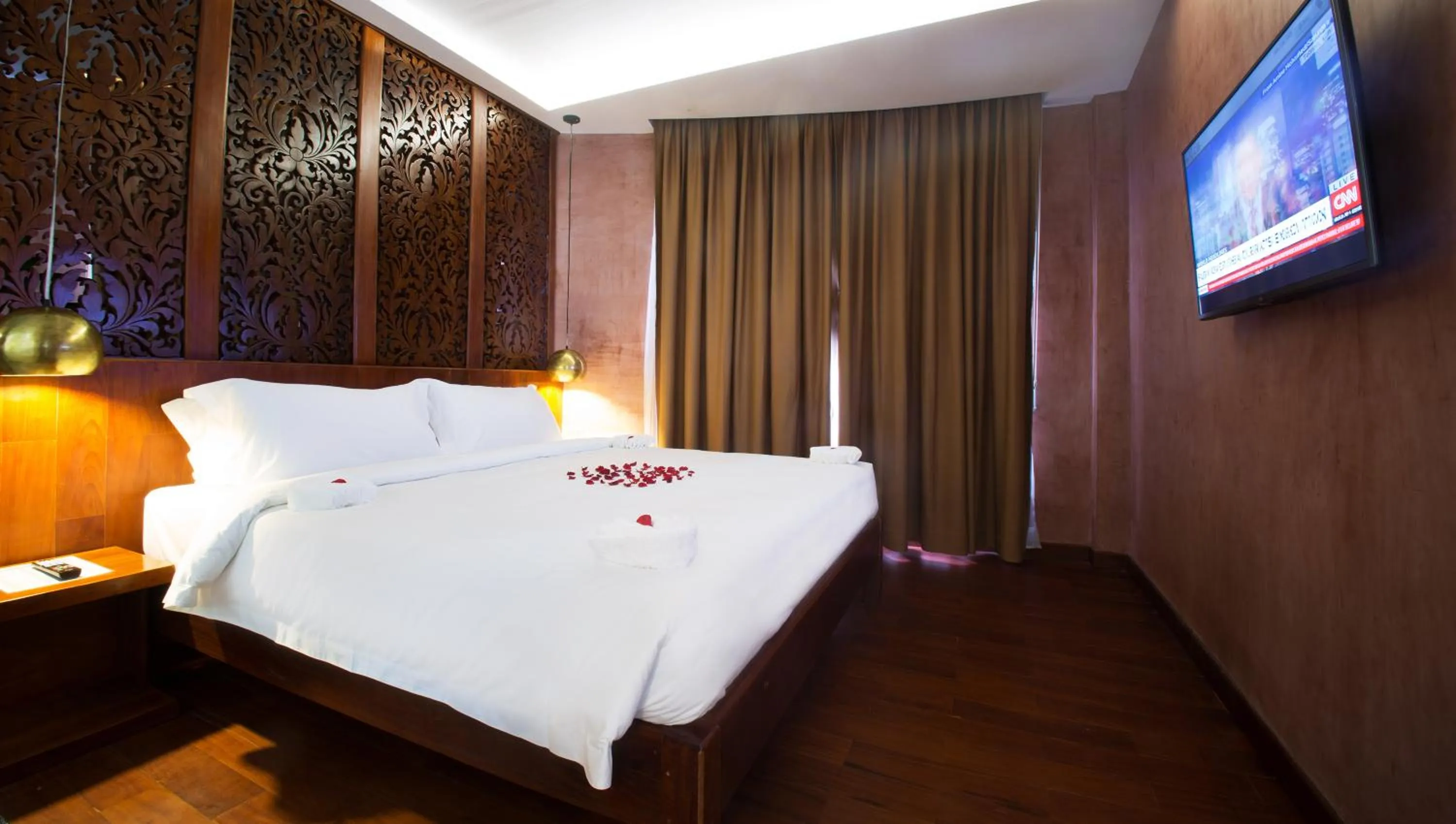 TV and multimedia, Bed in Almond Hotel Bassac River