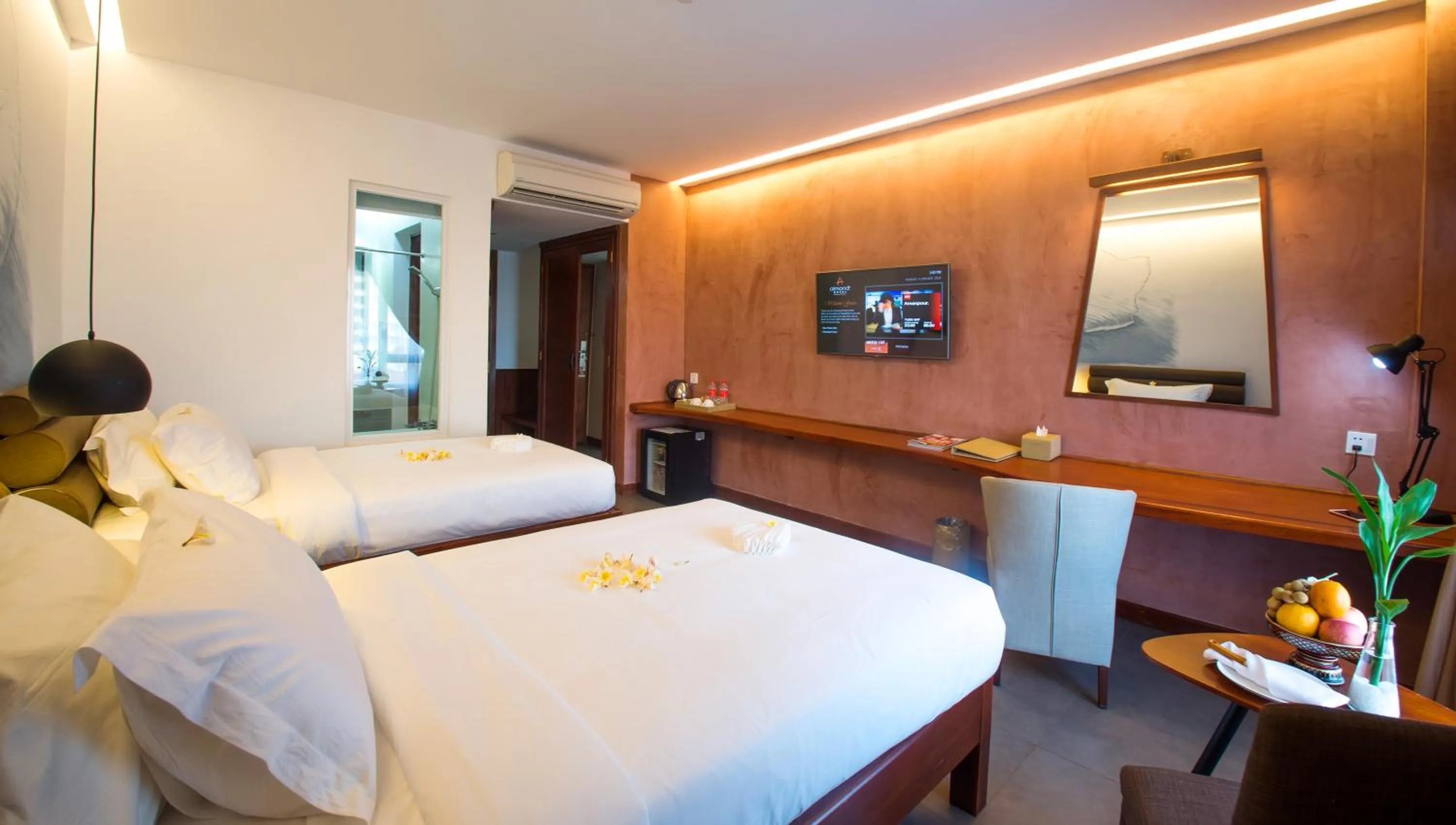 TV and multimedia, Bed in Almond Hotel Bassac River