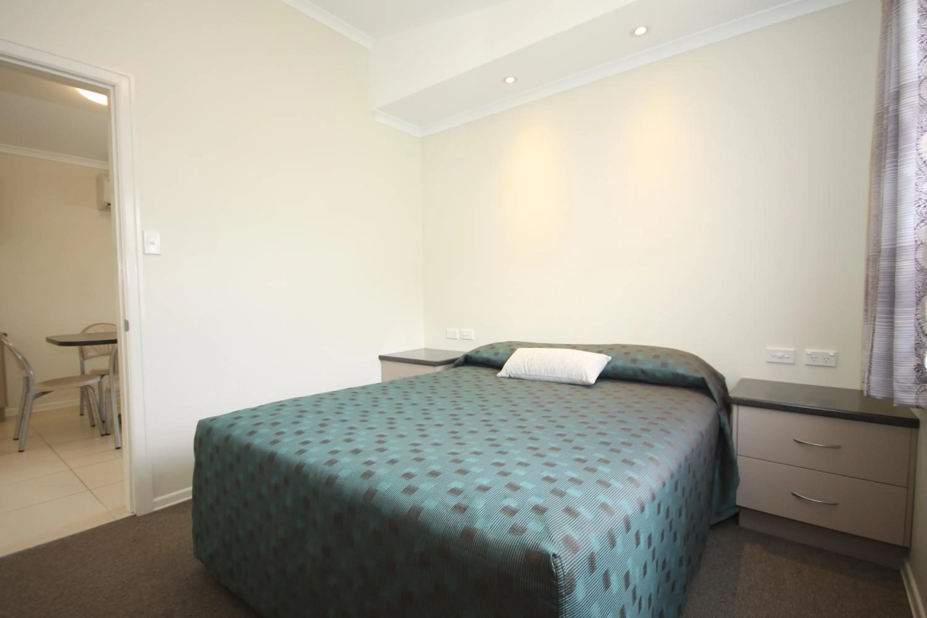 Bed in Brisbane Gateway Resort