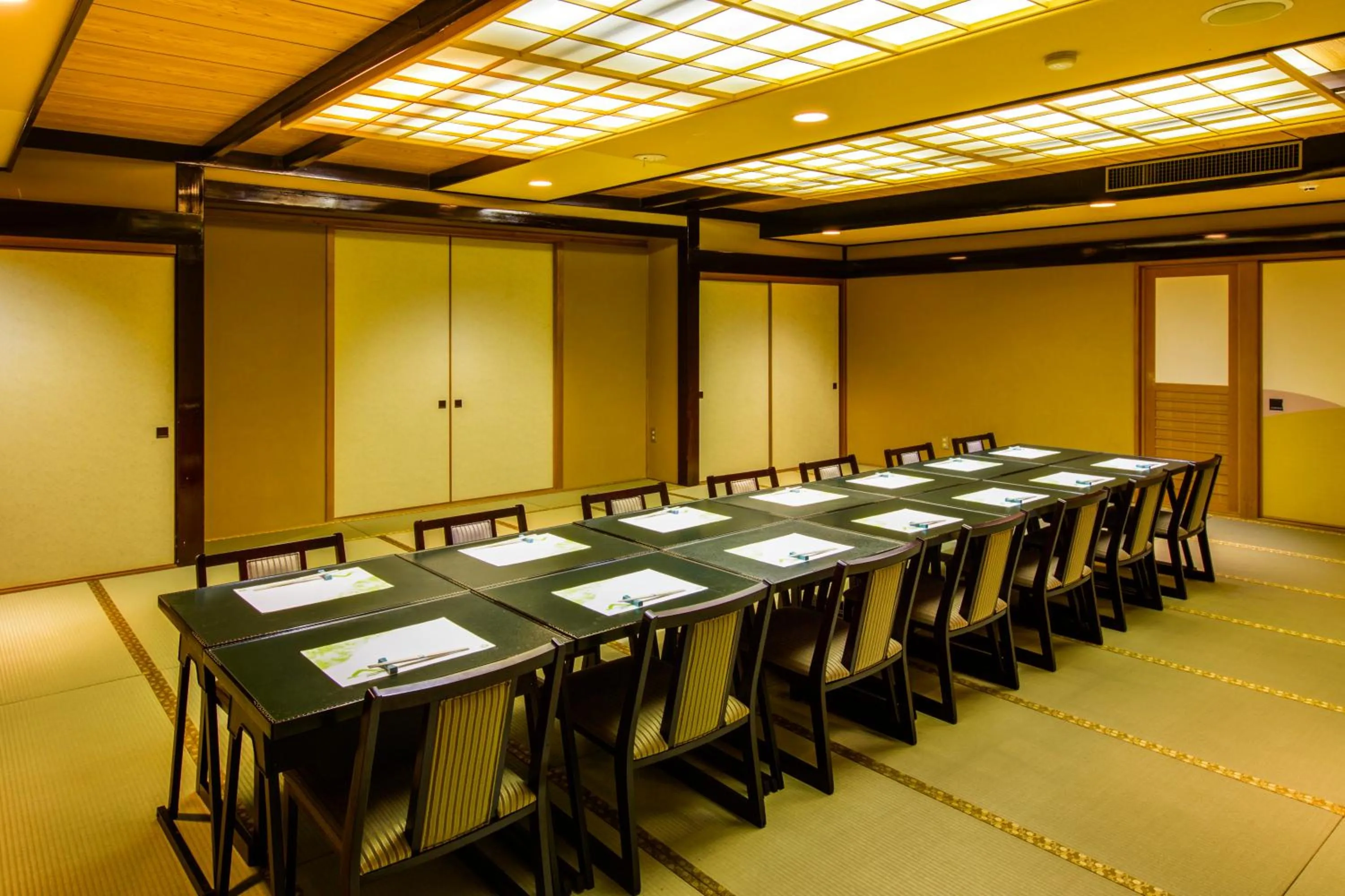 Area and facilities in Maruei