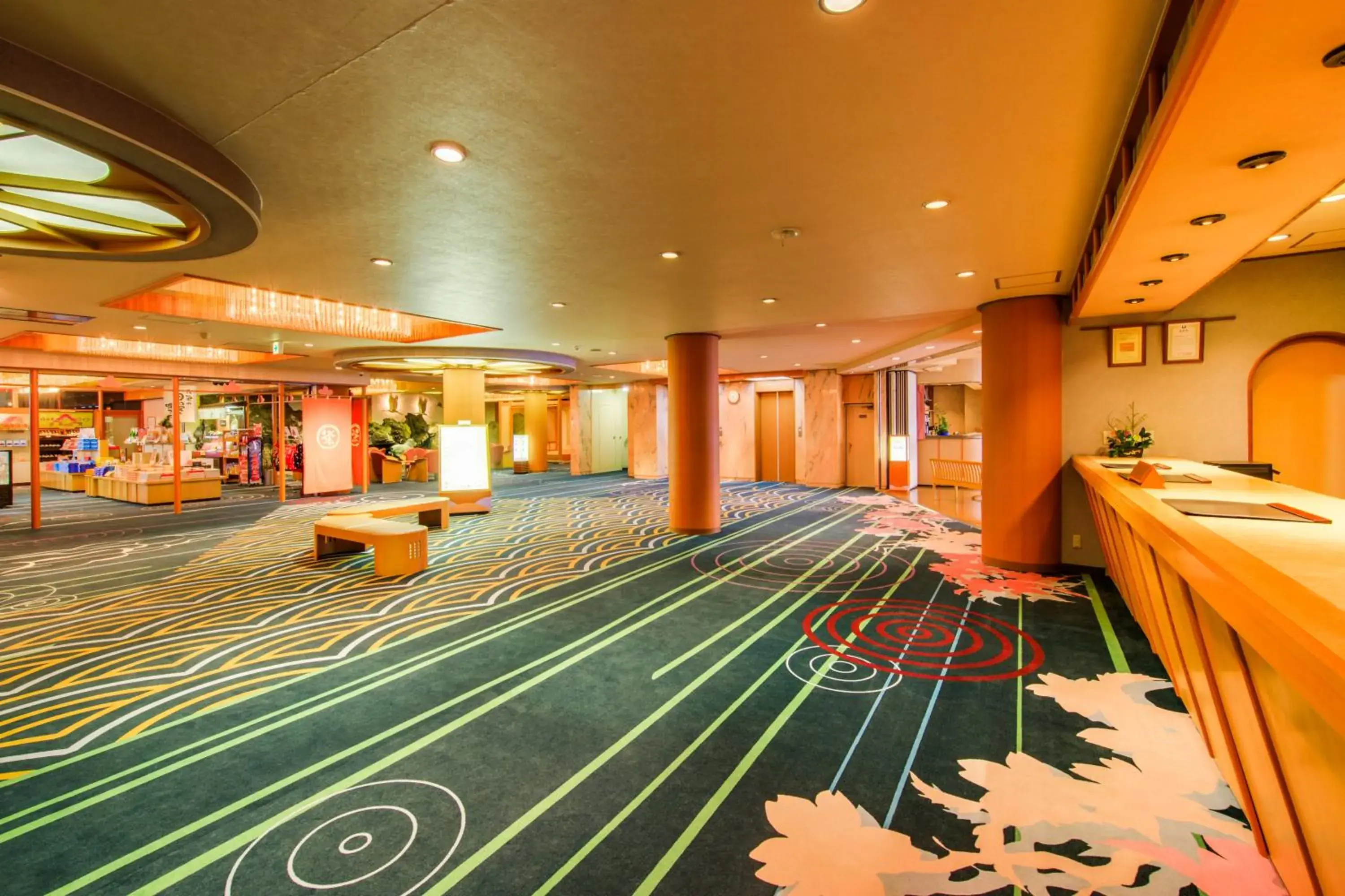 Property building in Maruei Property building in Maruei