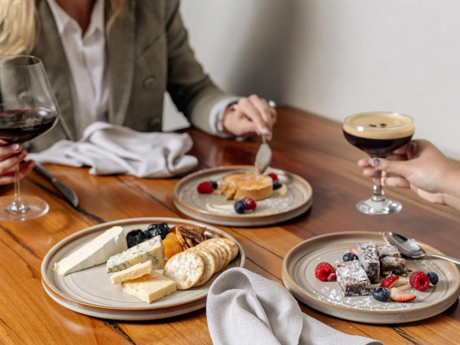 Restaurant/places to eat in Rydges Australia Square