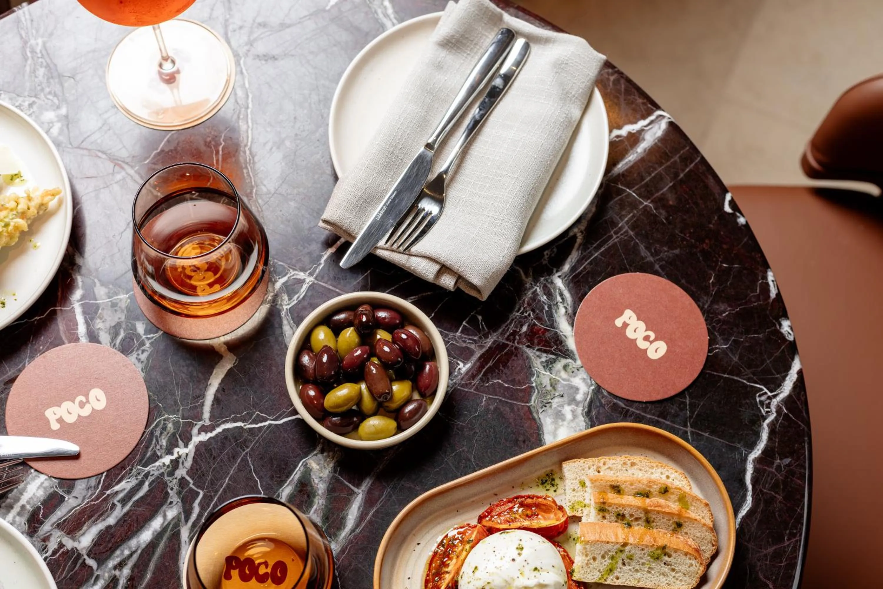 Food and drinks in Rydges Australia Square