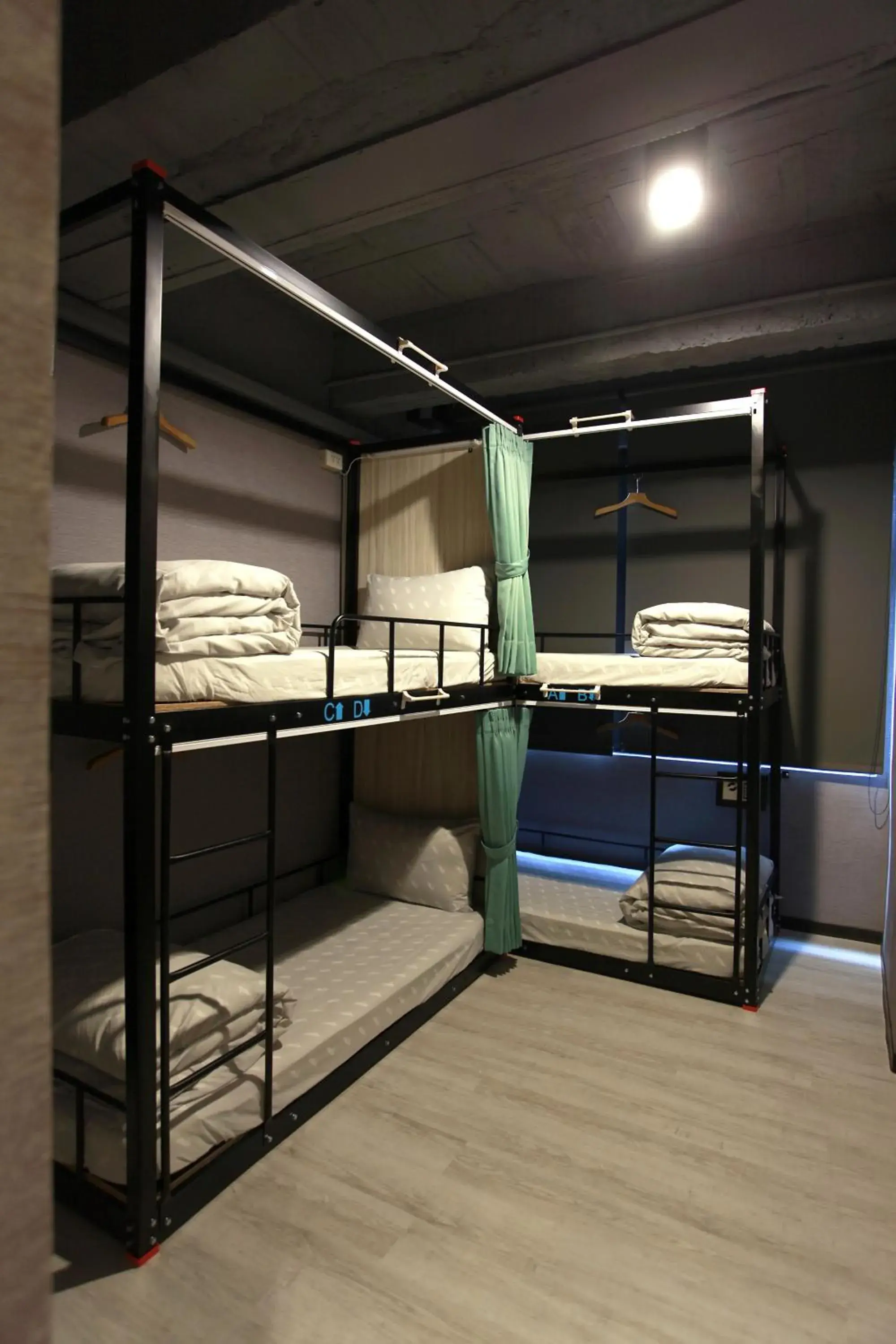 bunk bed, Bed in Backpackers Hostel - Ximen bunk bed, Bed in Backpackers Hostel - Ximen