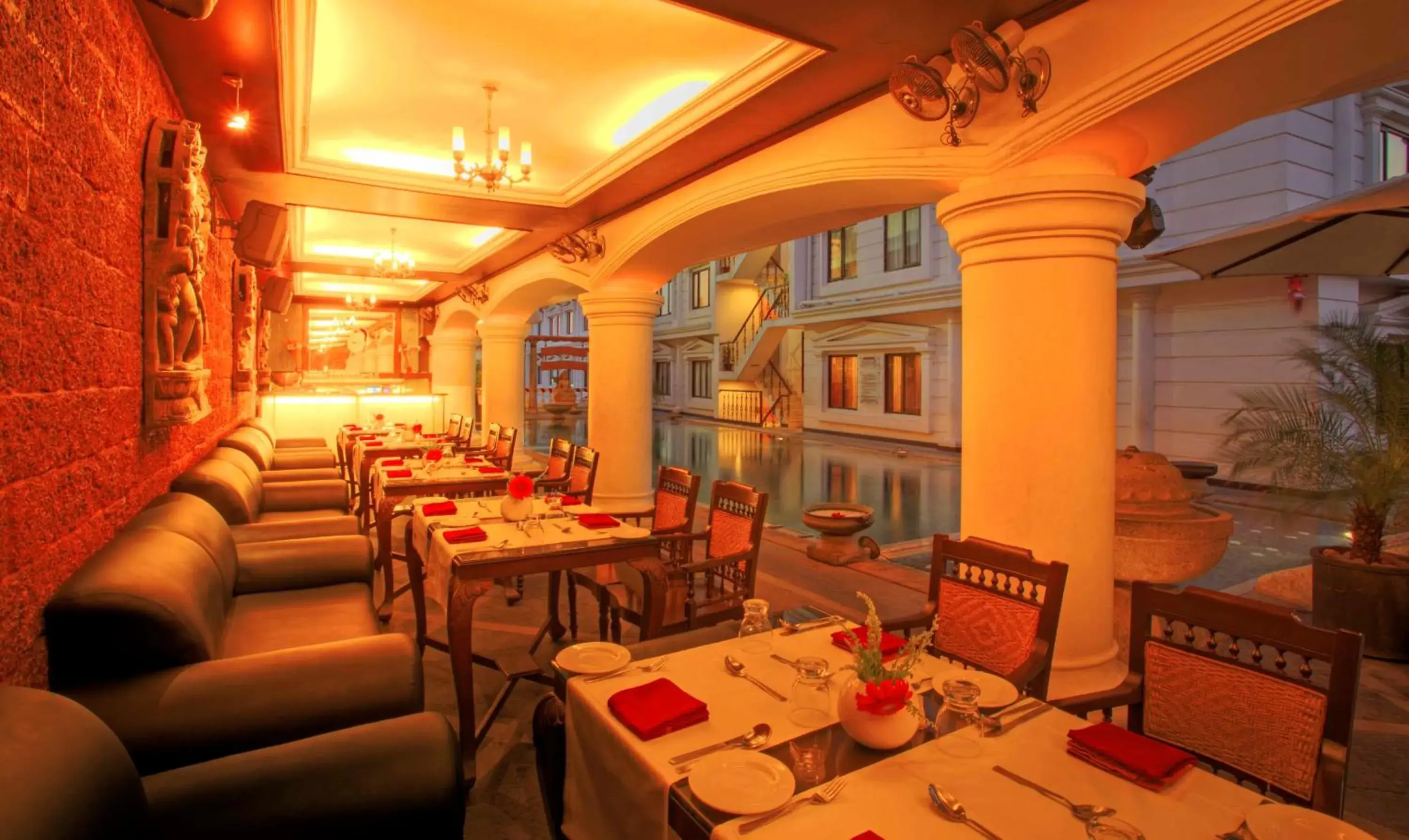 Restaurant/places to eat in Anandha Inn Convention Centre and Suites Restaurant/places to eat in Anandha Inn Convention Centre and Suites