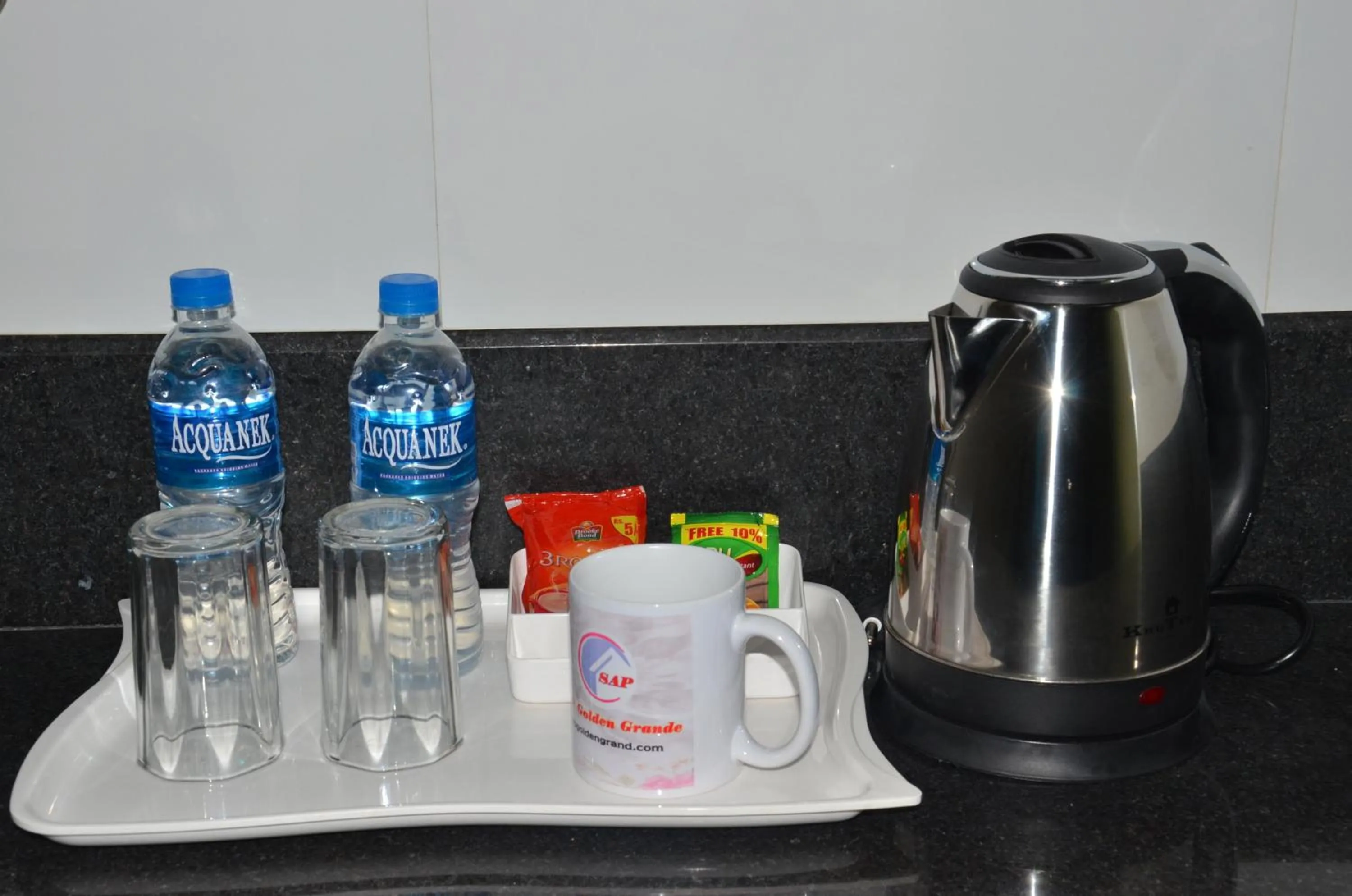 Coffee/tea facilities in SAP Golden Grande Electronic City