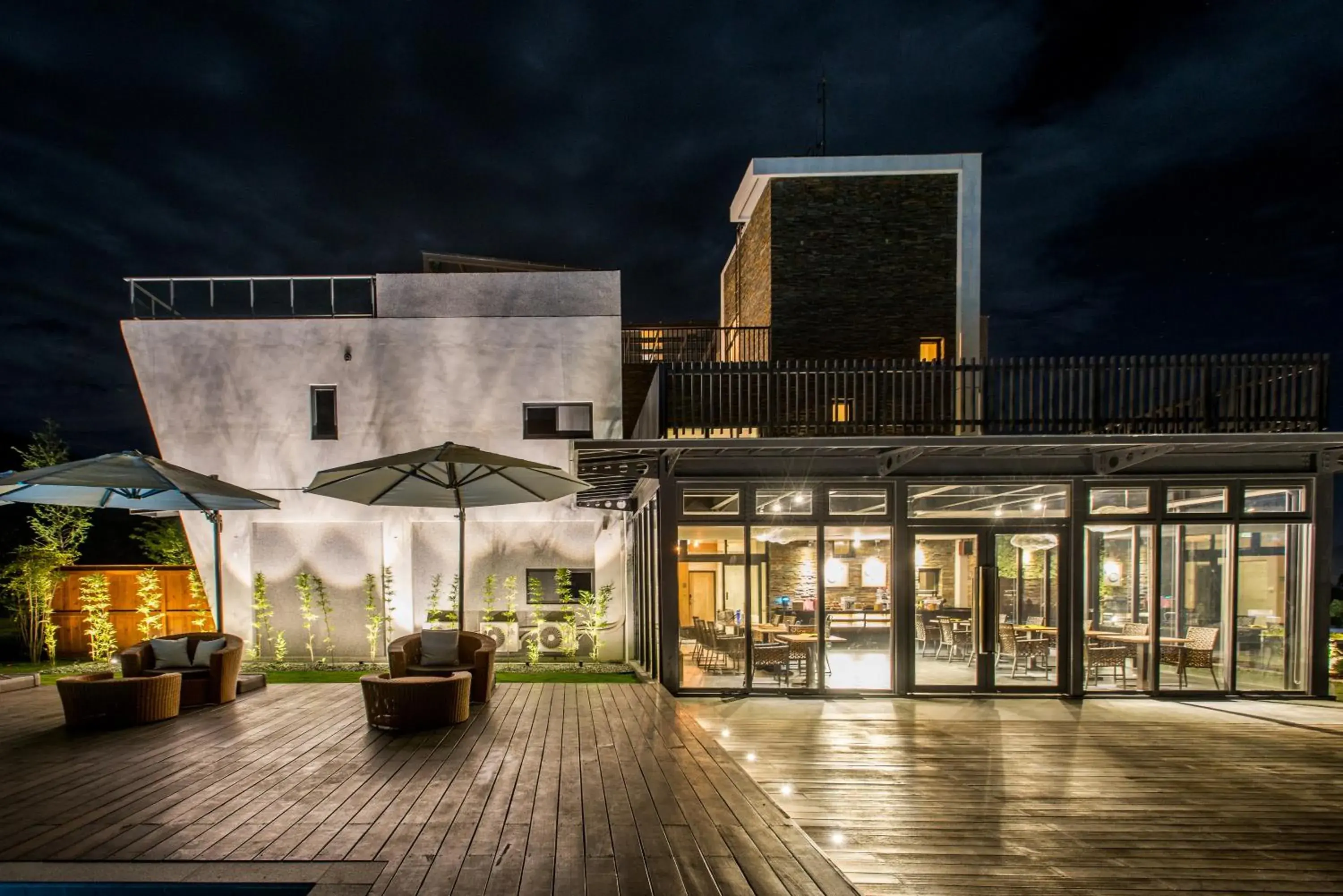 Property building in The Silence Manor Property building in The Silence Manor