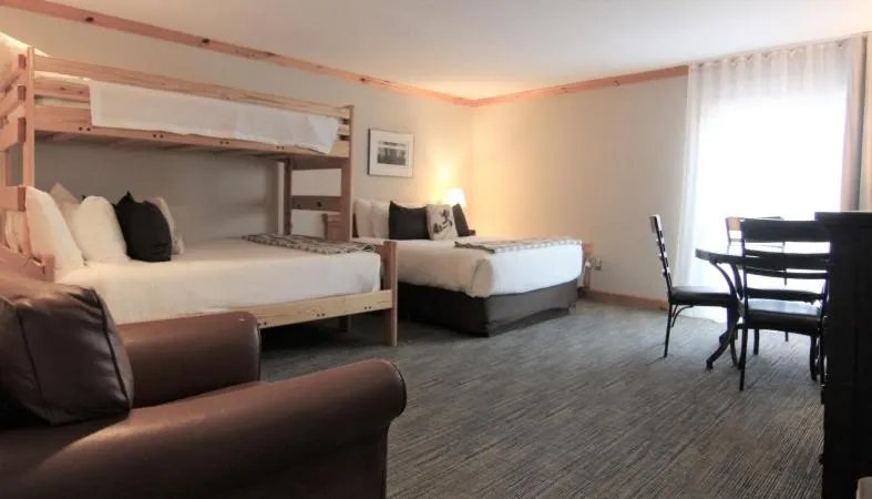Bed in Selkirk Lodge