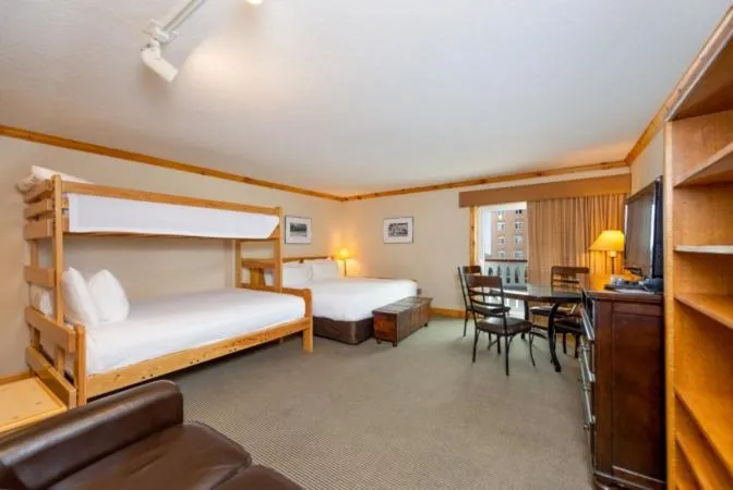 Bed in Selkirk Lodge