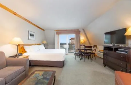Bed in Selkirk Lodge