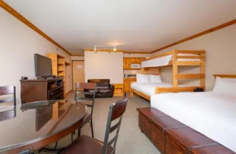 Bed in Selkirk Lodge