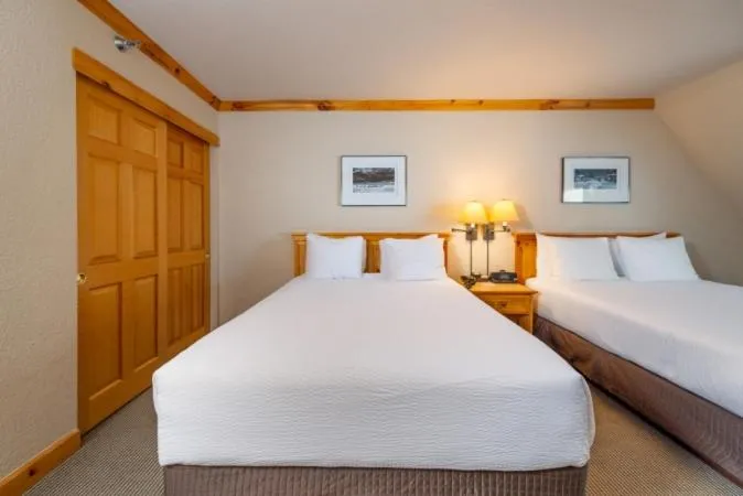 Bed in Selkirk Lodge