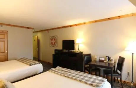 Bed in Selkirk Lodge