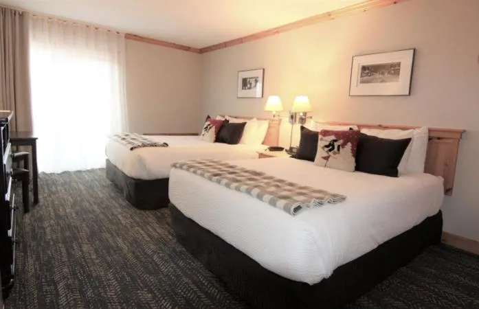 Bed in Selkirk Lodge