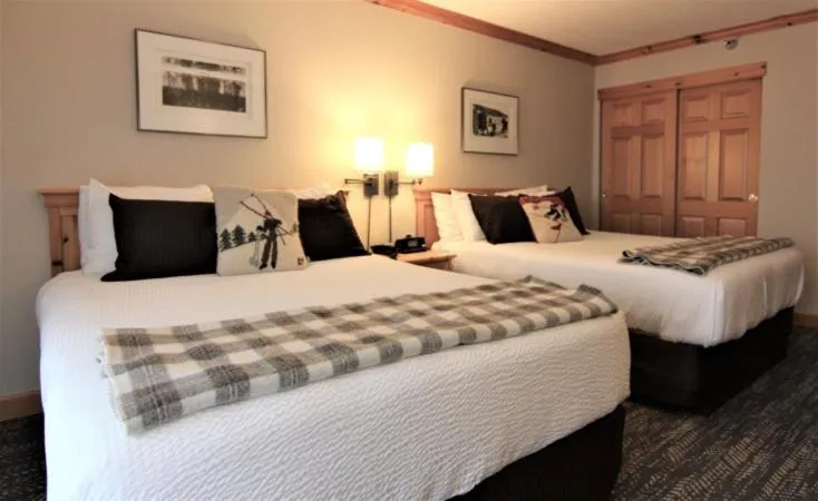 Bed in Selkirk Lodge