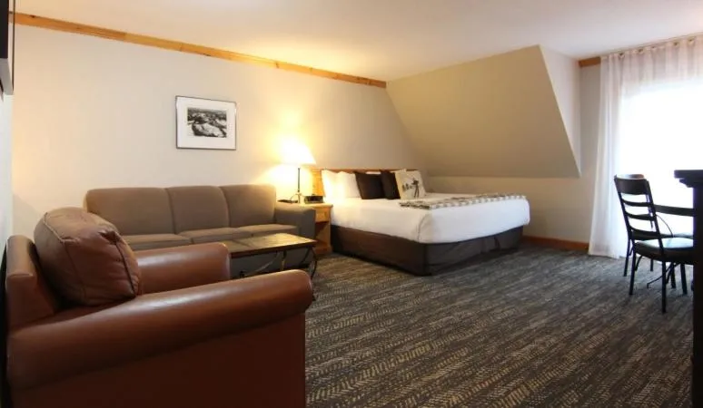 Bed in Selkirk Lodge