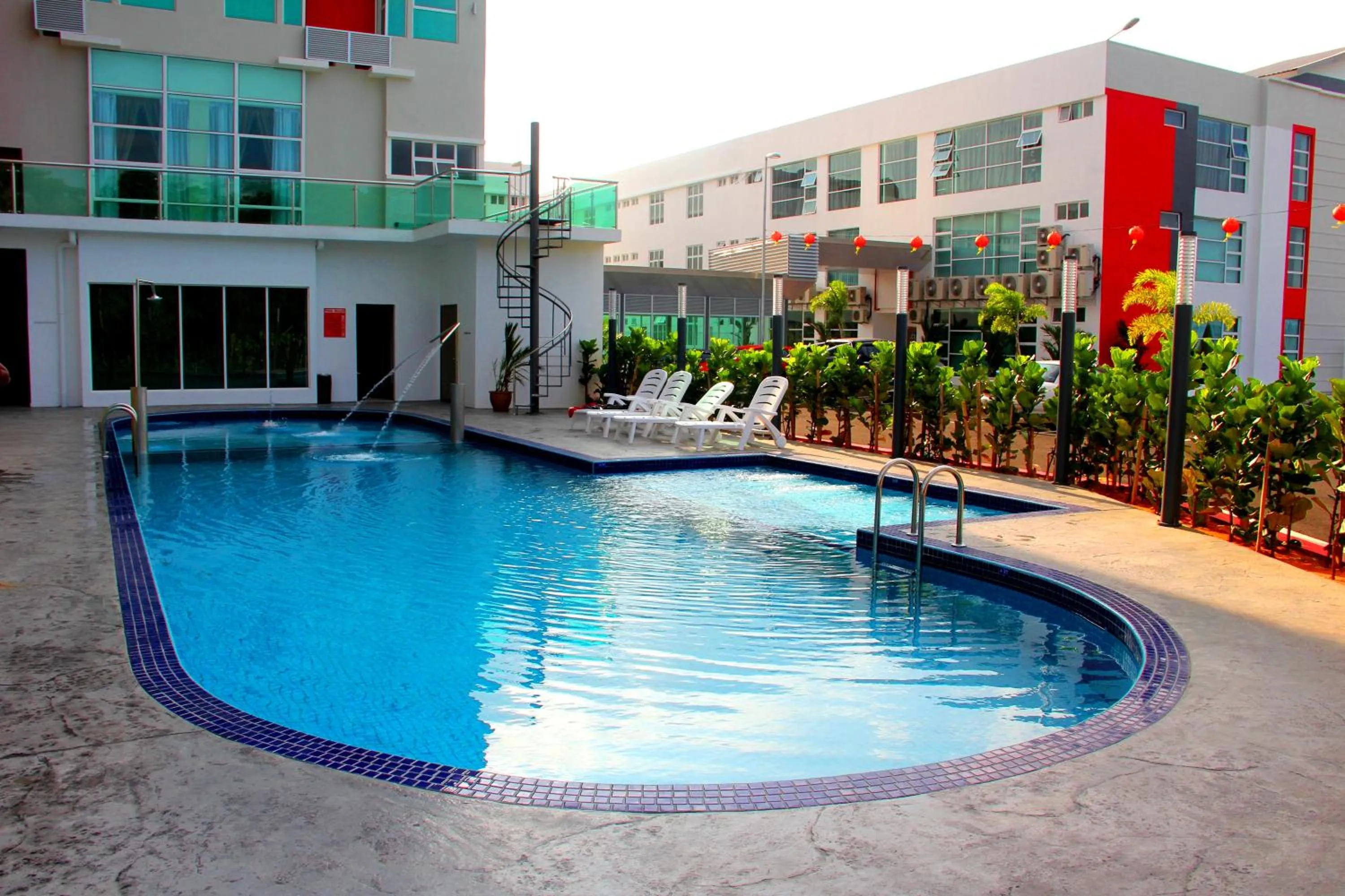 Swimming pool in 906 Premier Hotel
