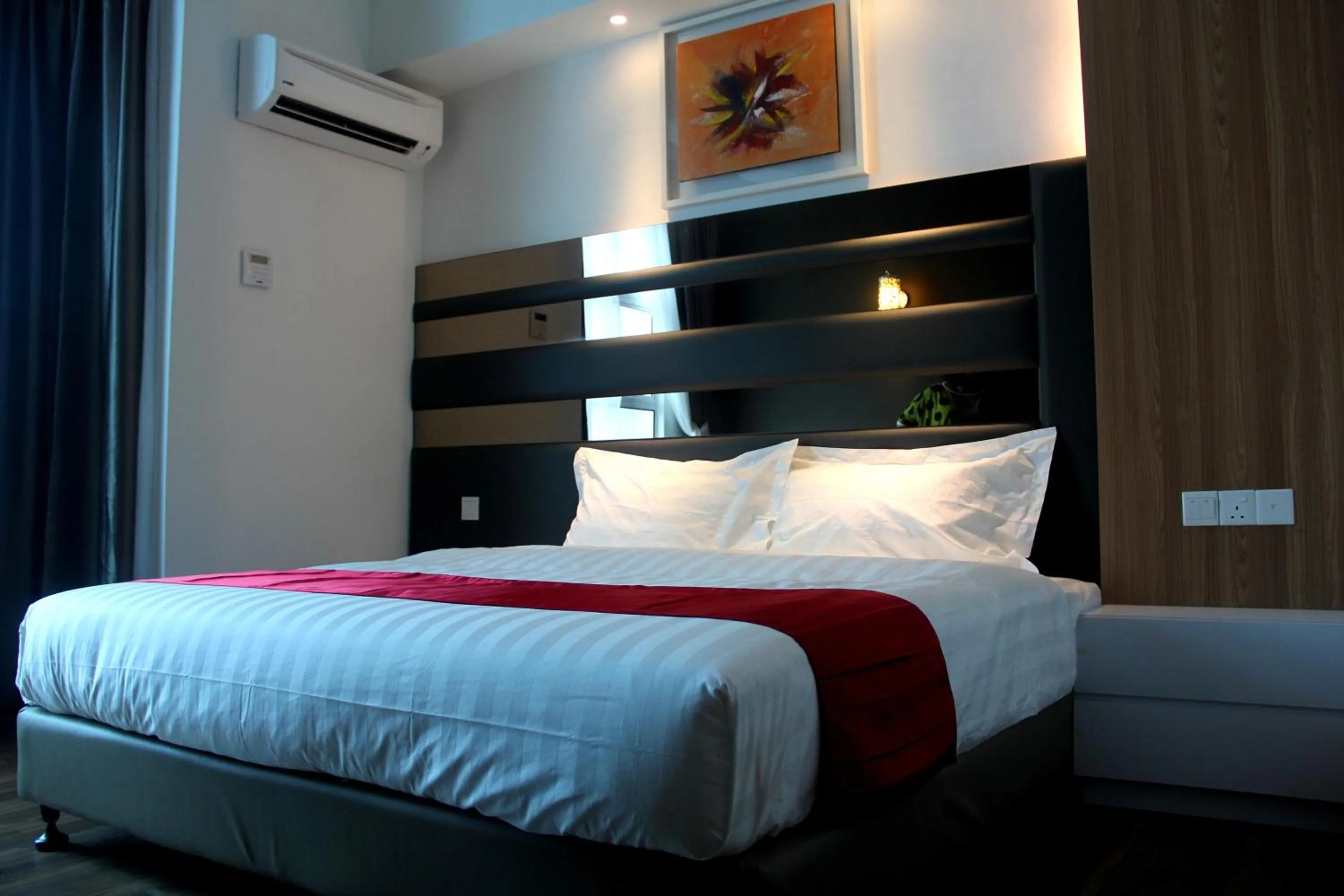 Bed in 906 Premier Hotel